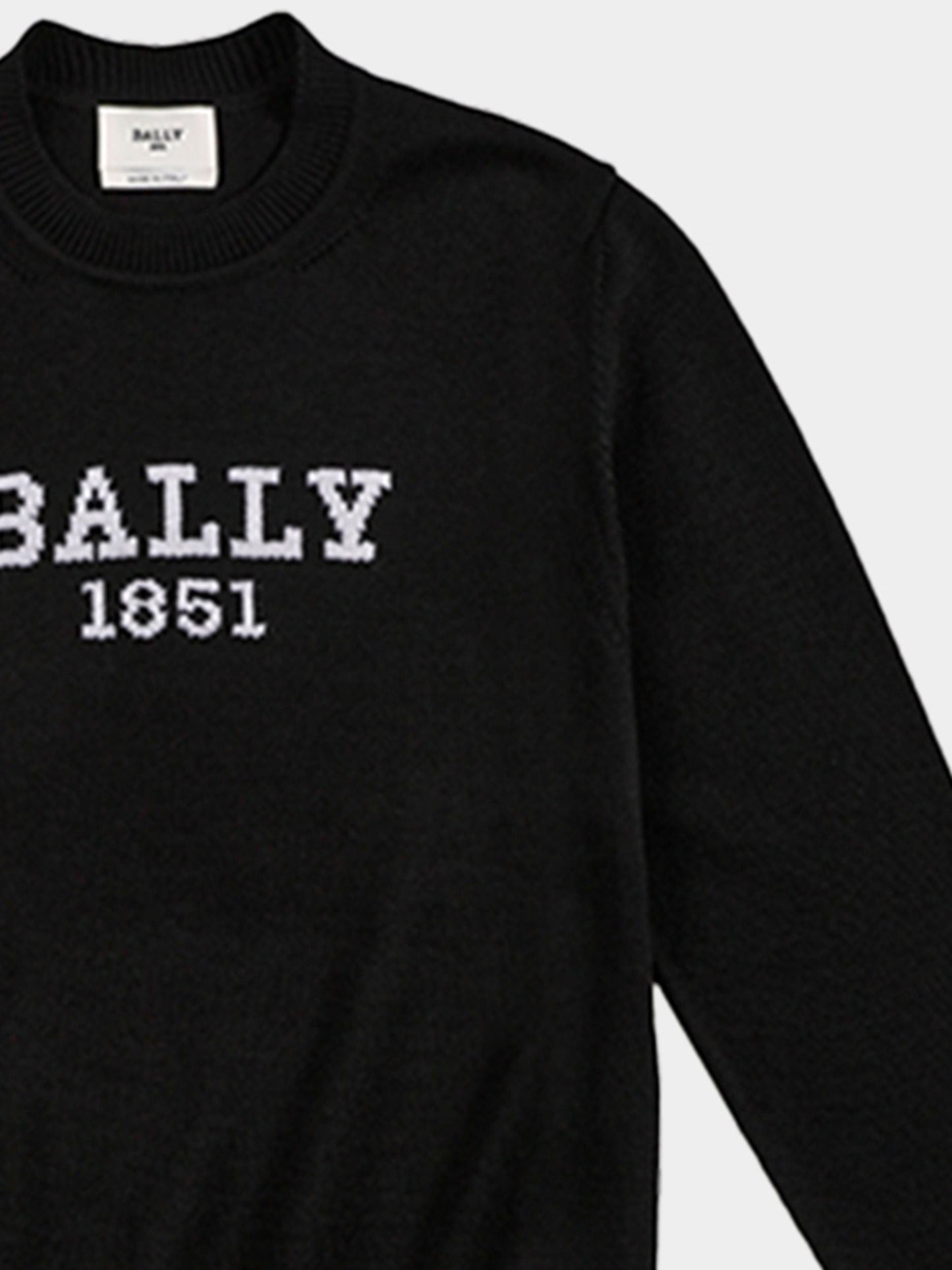 Sweater in Black Wool