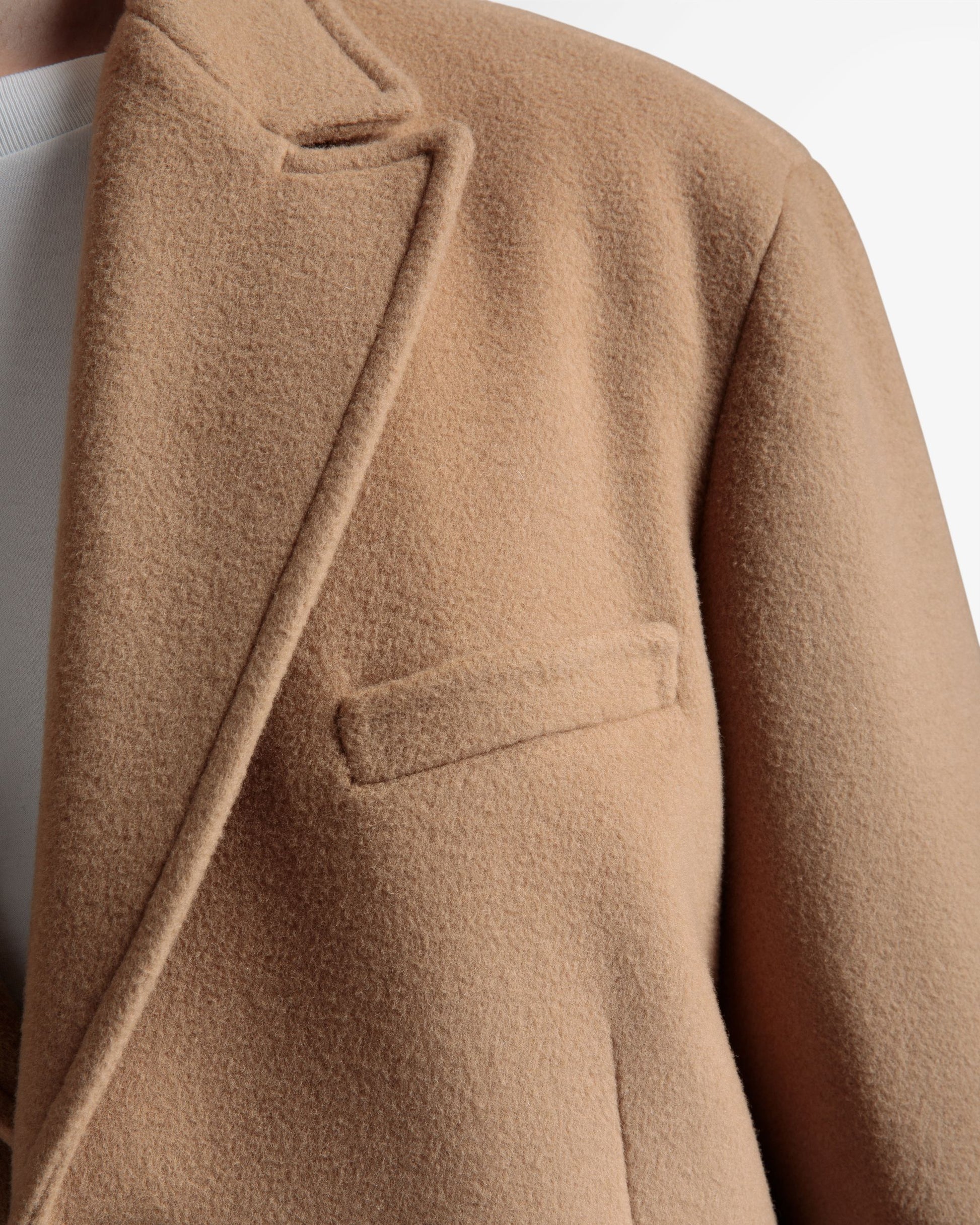 Single Breasted Jacket | Men's Outerwear | Camel Cashmere Wool Mix | Bally | On Model Detail