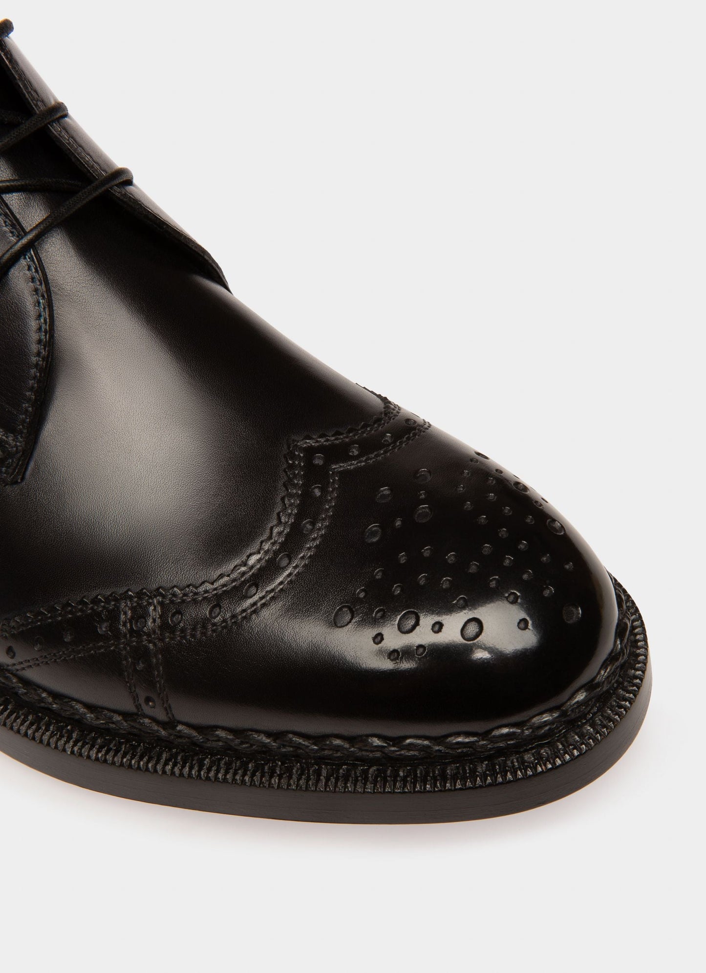 Oktavio Leather Boots In Black