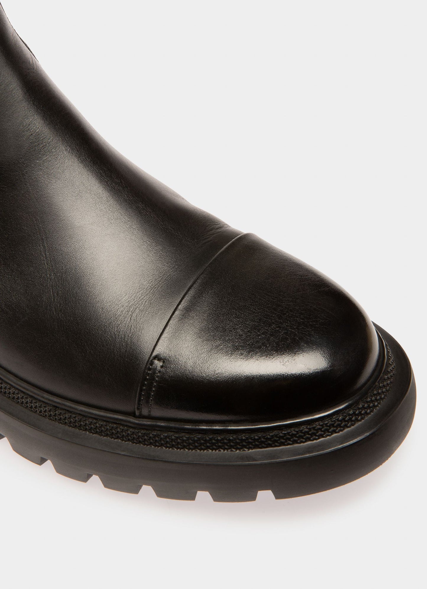 Vaughen Leather Boots In Black