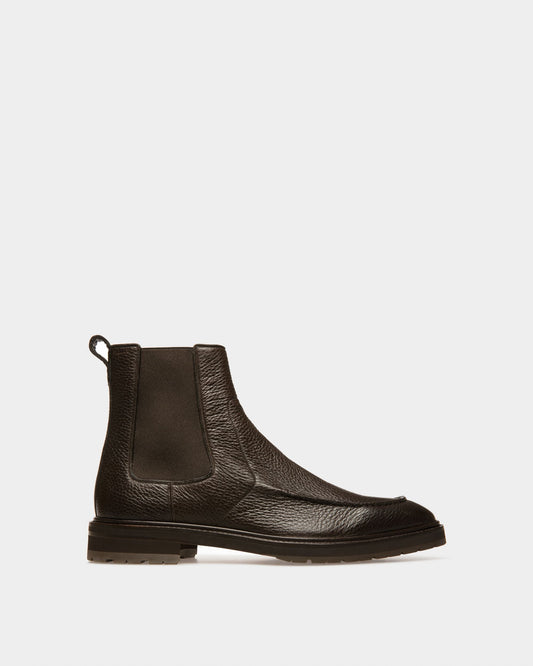 Mirno Leather Booties In Ebony Brown