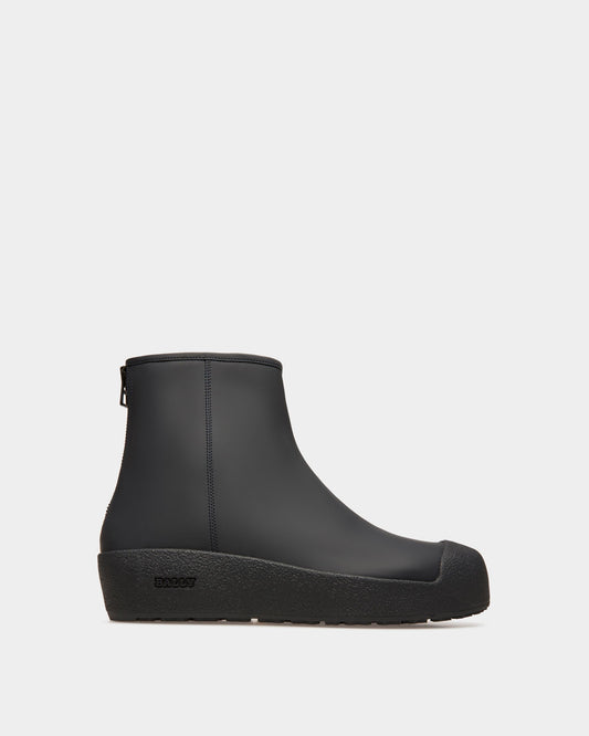 Bernina Leather Snow Boots In Navy