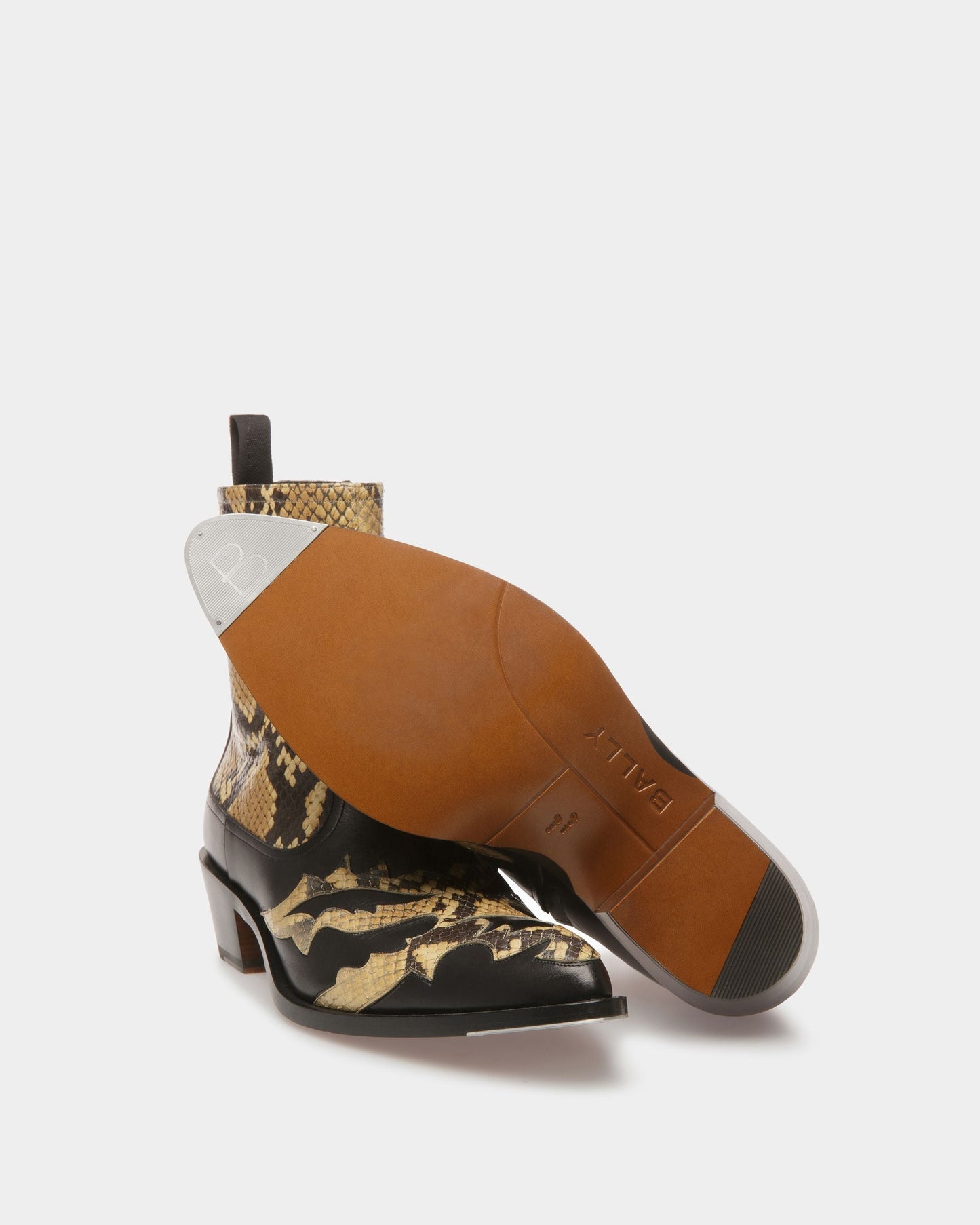 Vamir | Men's Boots | Black Leather | Bally | Still Life Below