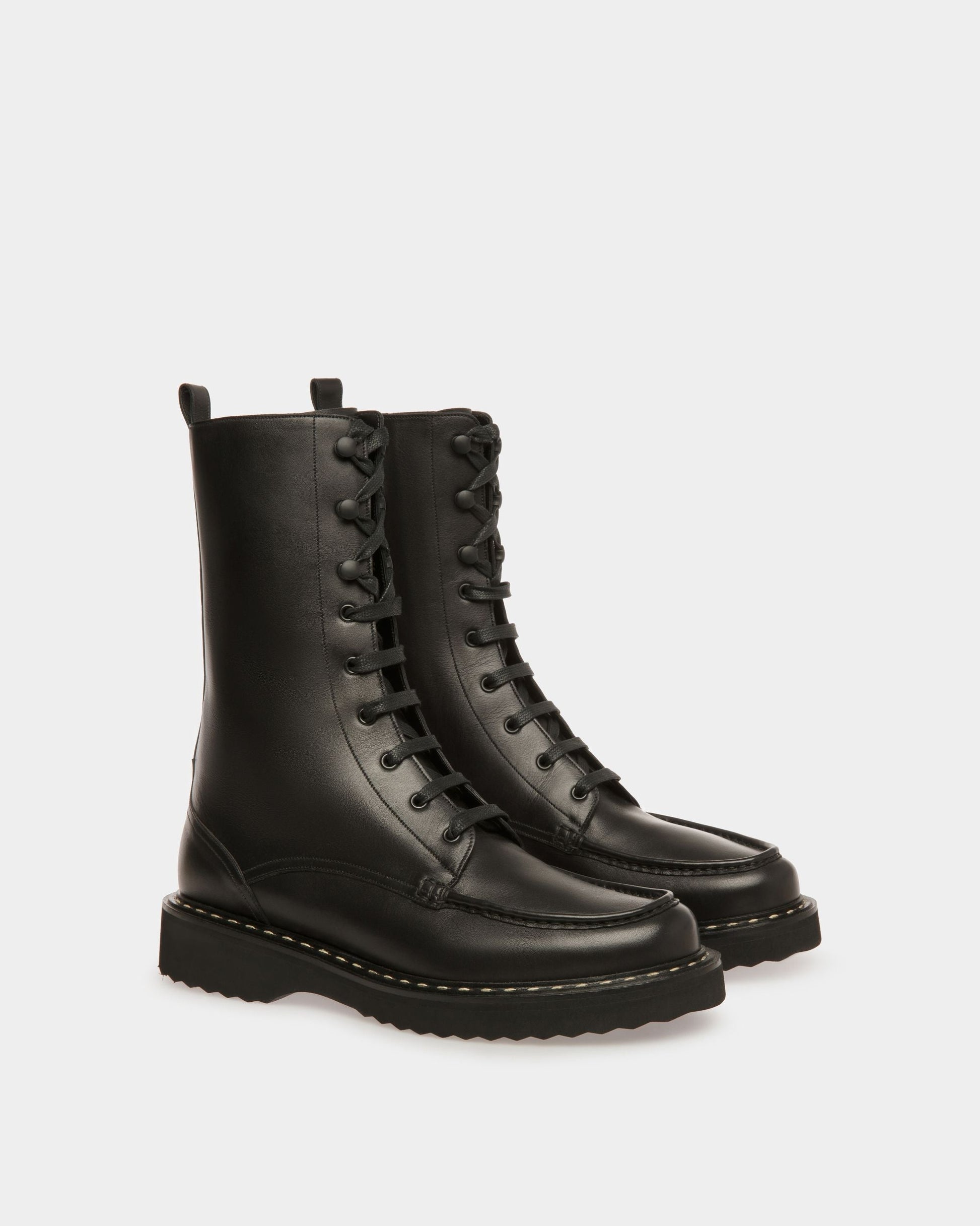 Novarno | Men's Boots | Black Leather | Bally | Still Life 3/4 Front
