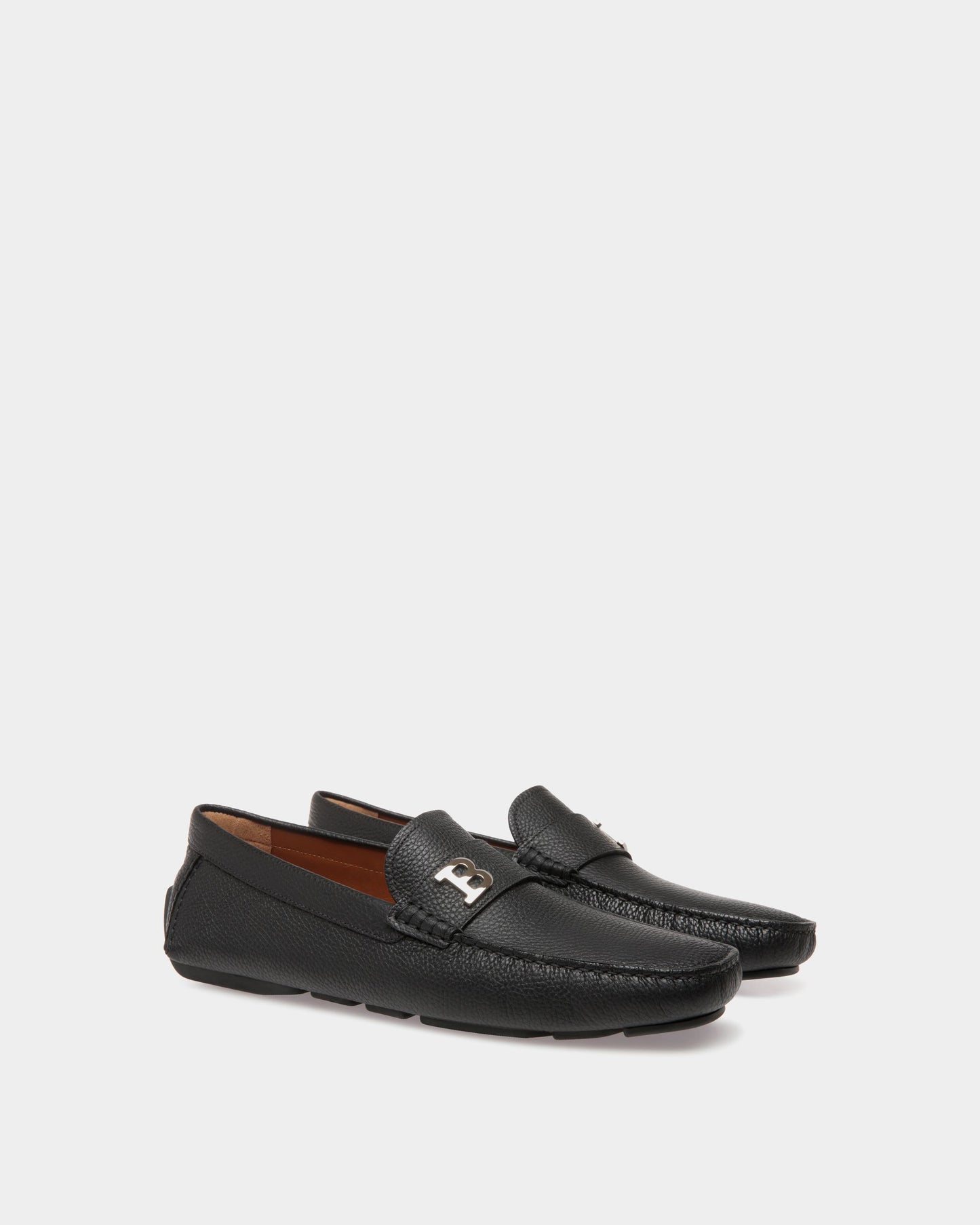 Driver in Black Grained Leather