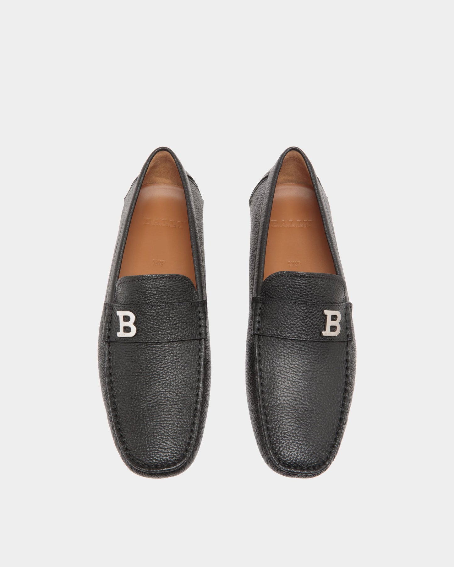 Driver in Black Grained Leather