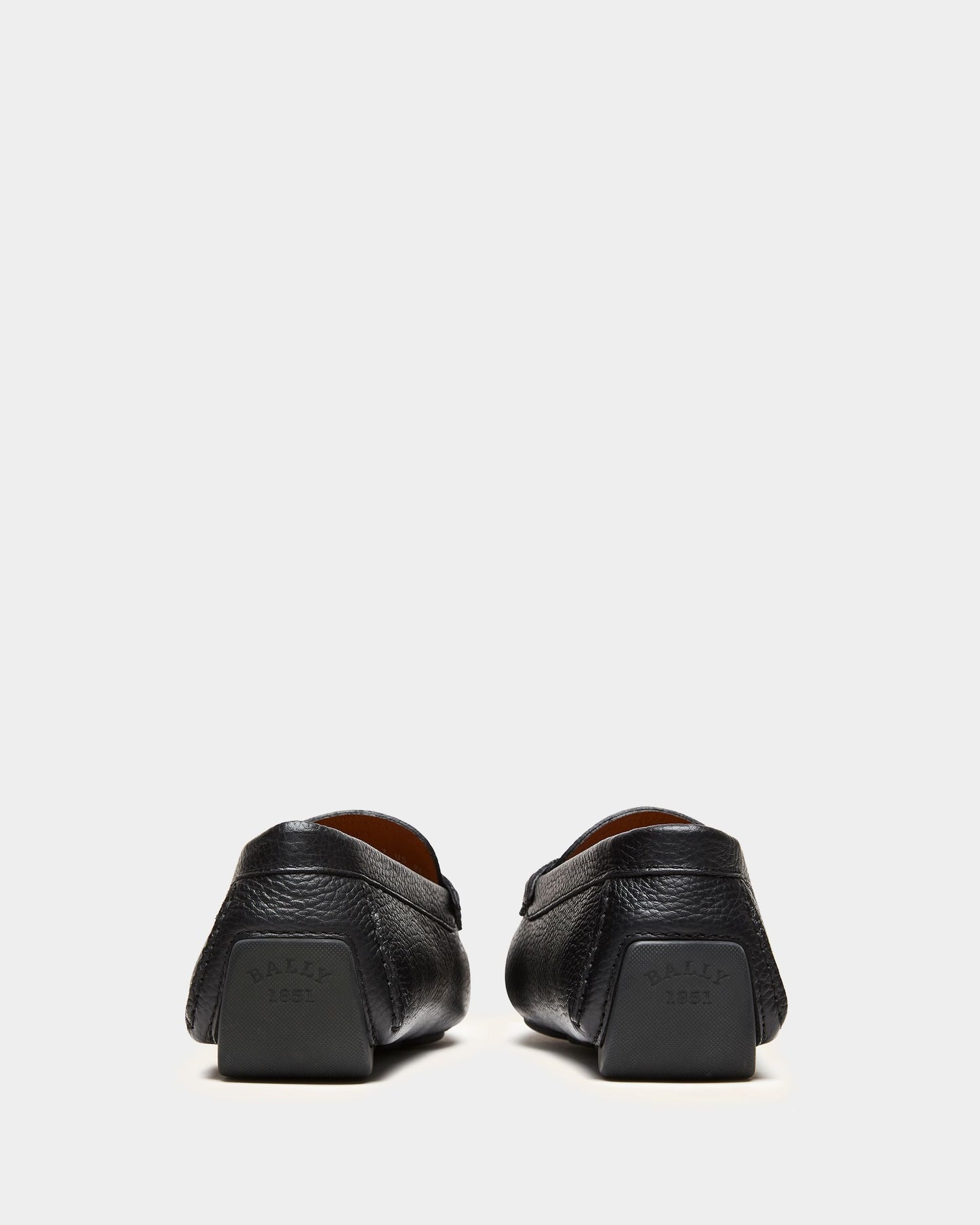 Driver in Black Grained Leather