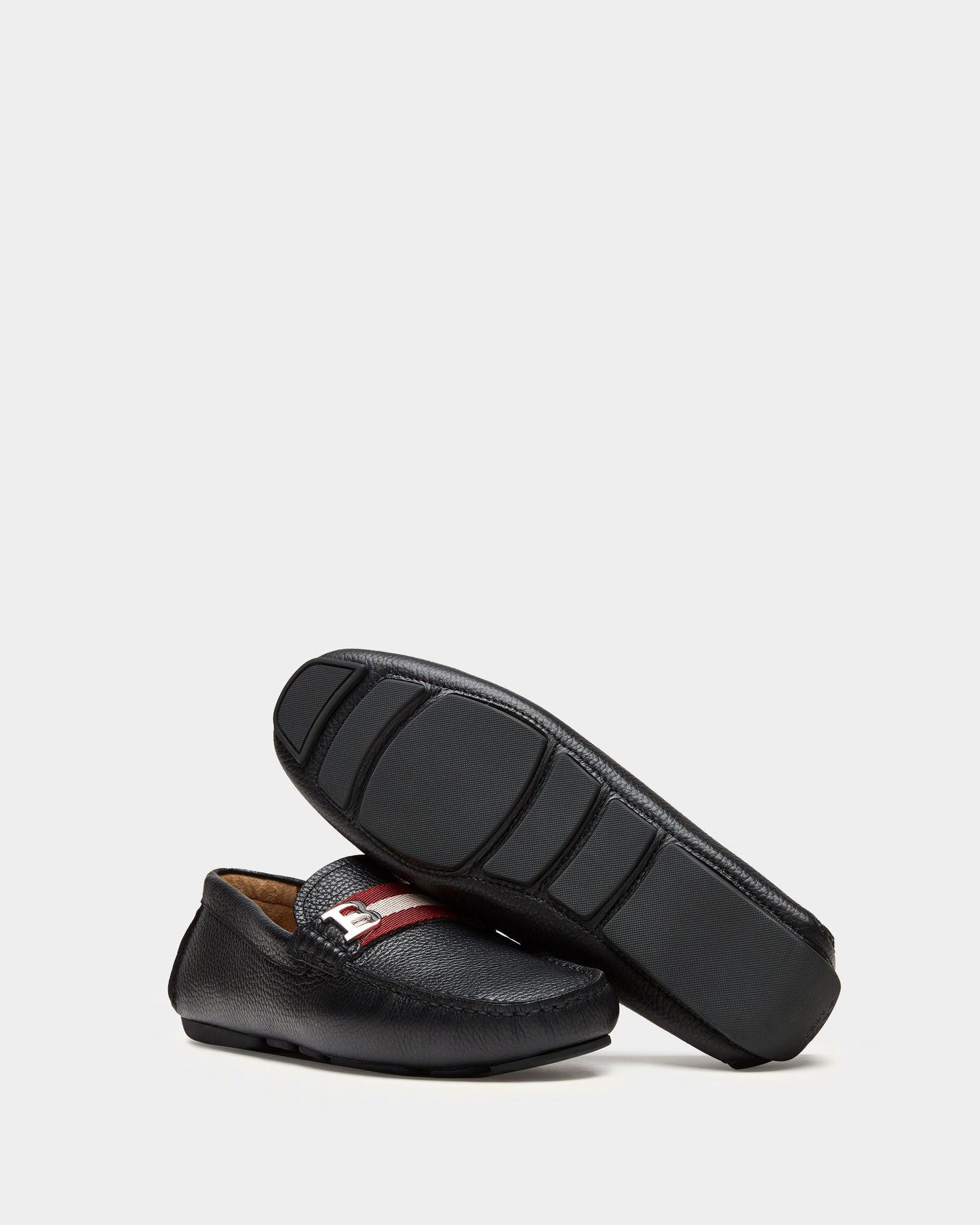 Driver in Black Grained Leather
