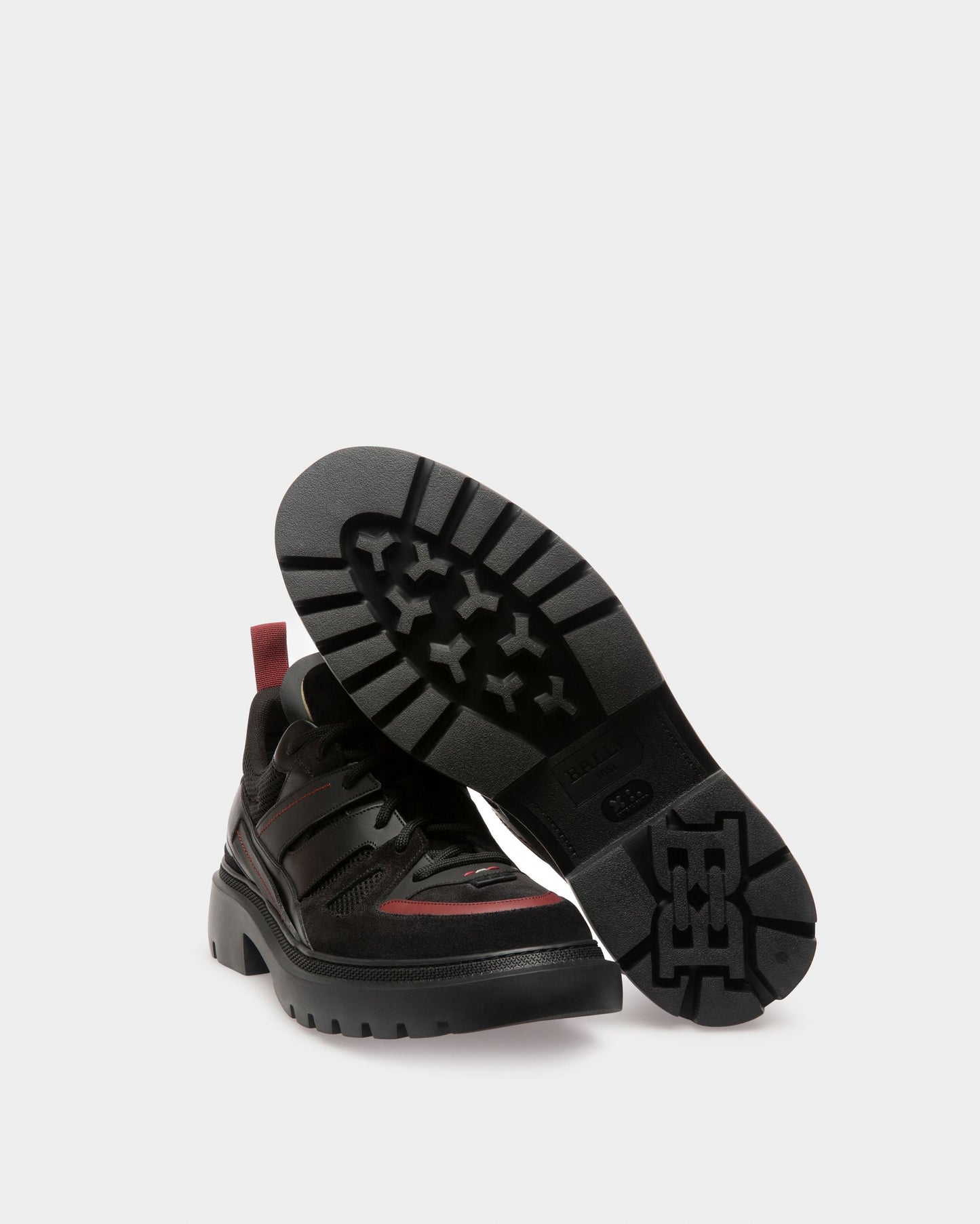 Vailont Leather Derbies In Black