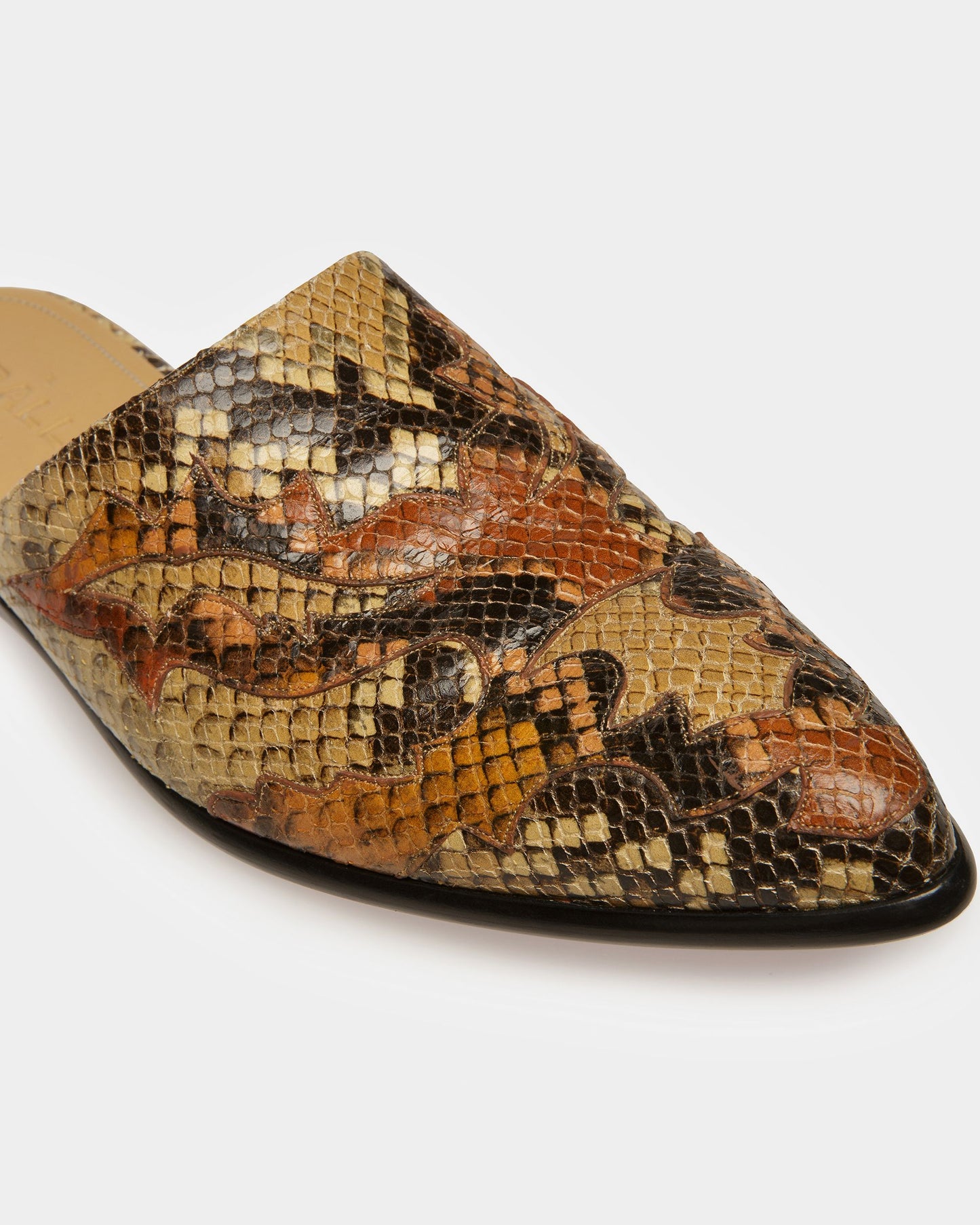 Gaiman Loafers In Python Print