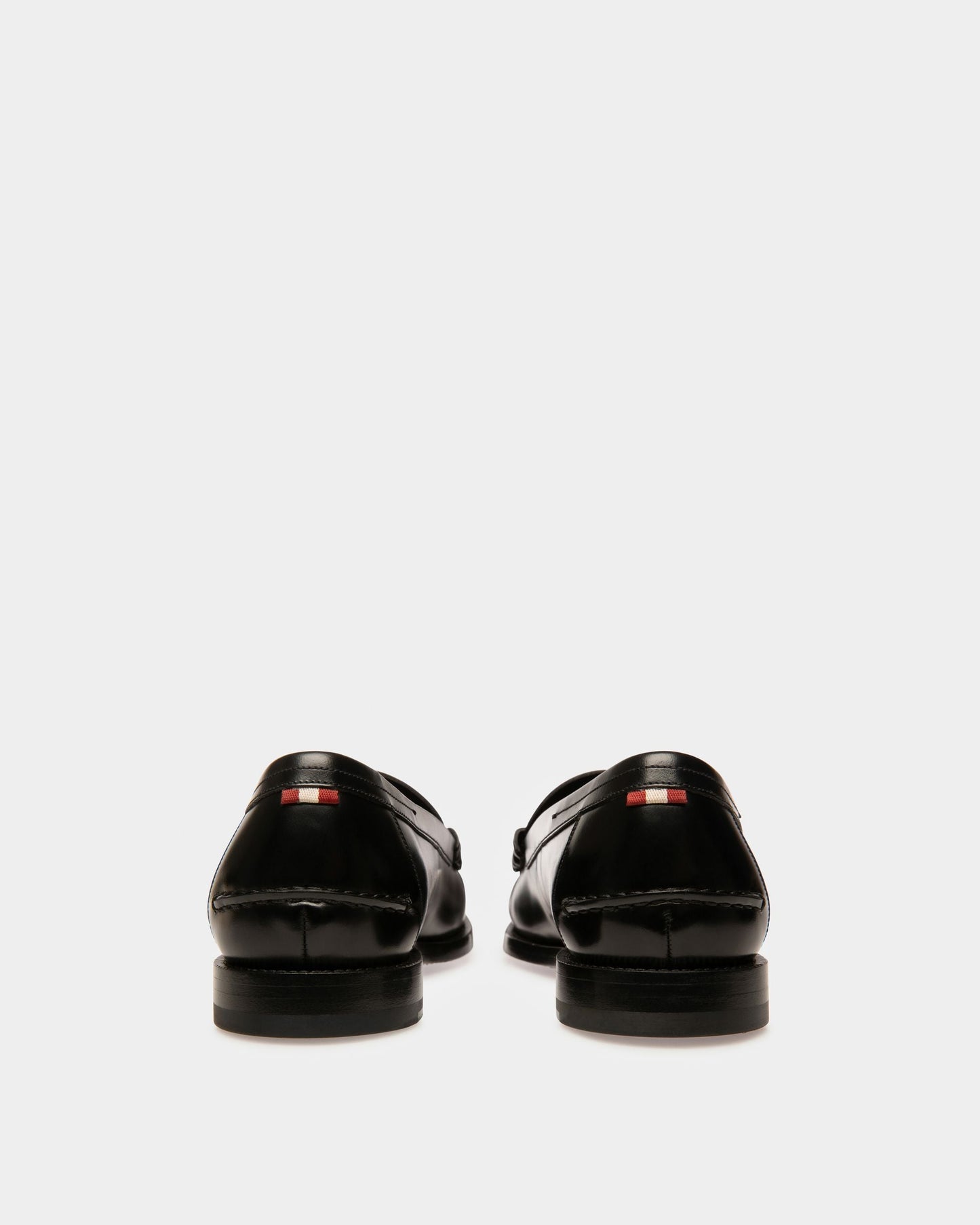 Coelo Leather Moccasins In Black