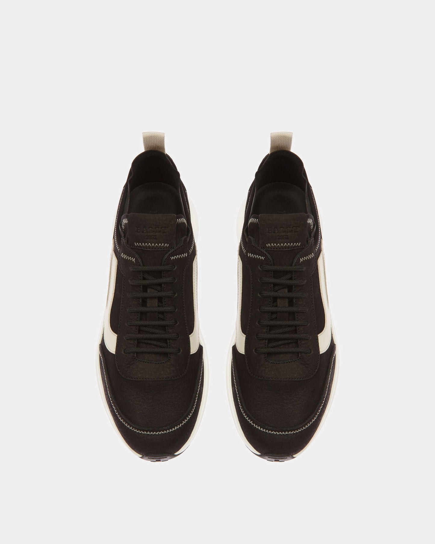 Darys Leather Sneakers In Black And Dusty White