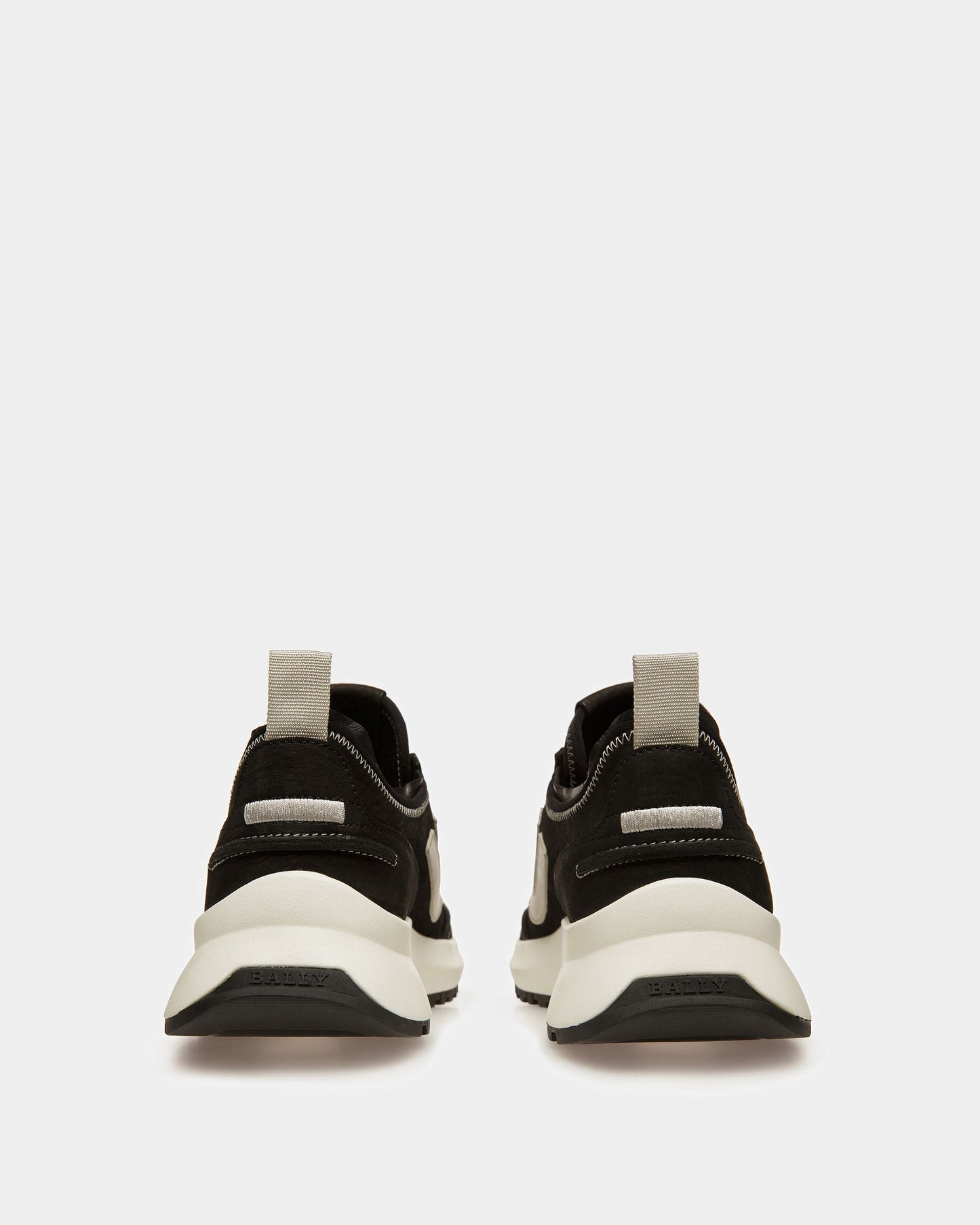 Darys Leather Sneakers In Black And Dusty White
