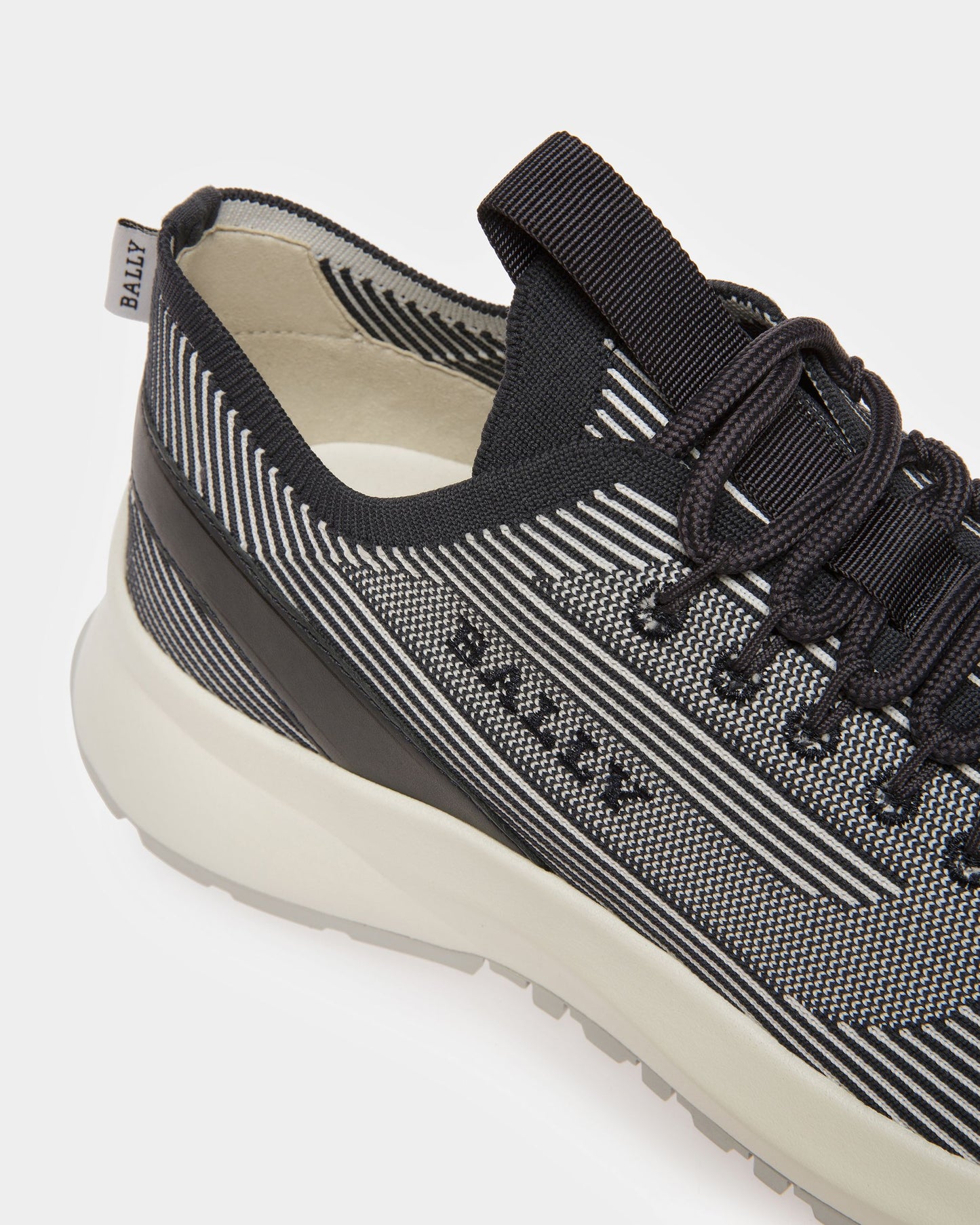 Dean-T Leather