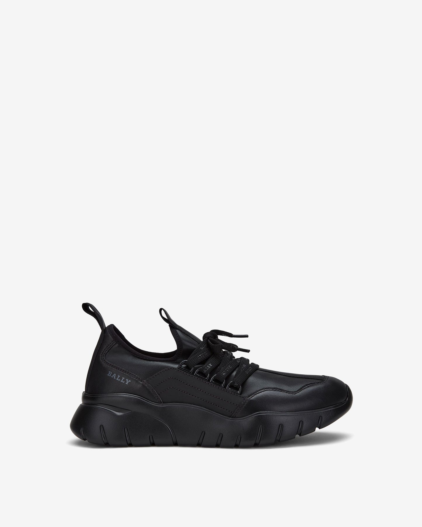 Sneaker in Black Leather