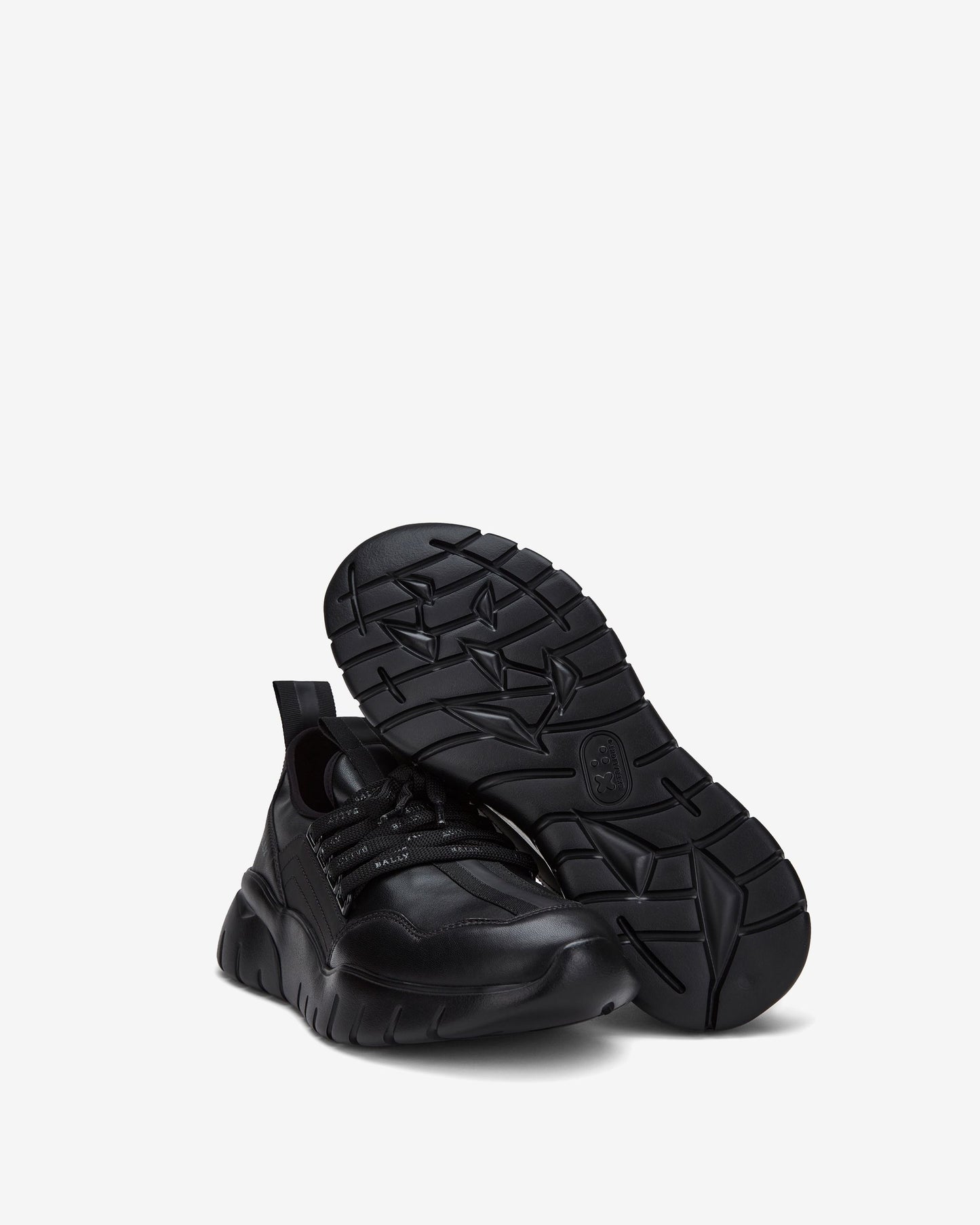 Sneaker in Black Leather