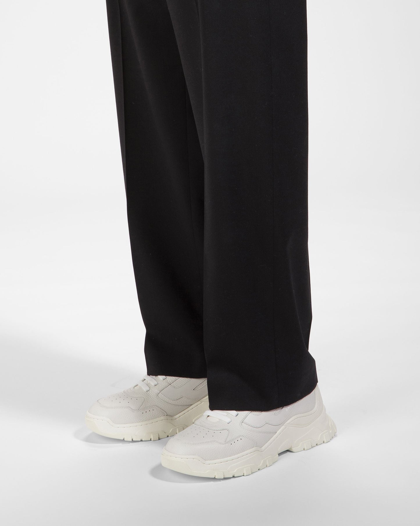 Holden Leather Sneakers In White