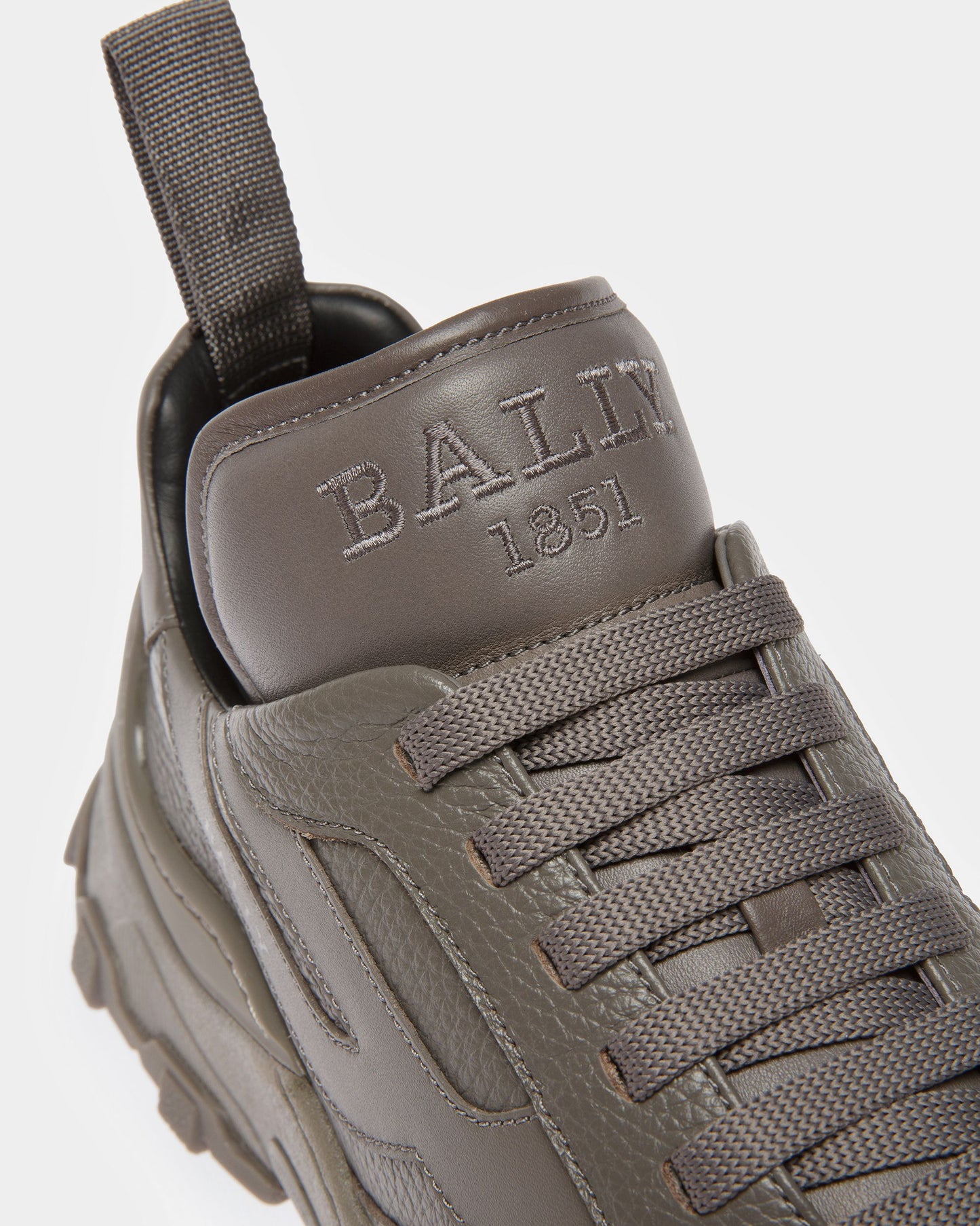 Holden Leather Sneakers In Dark Mineral
