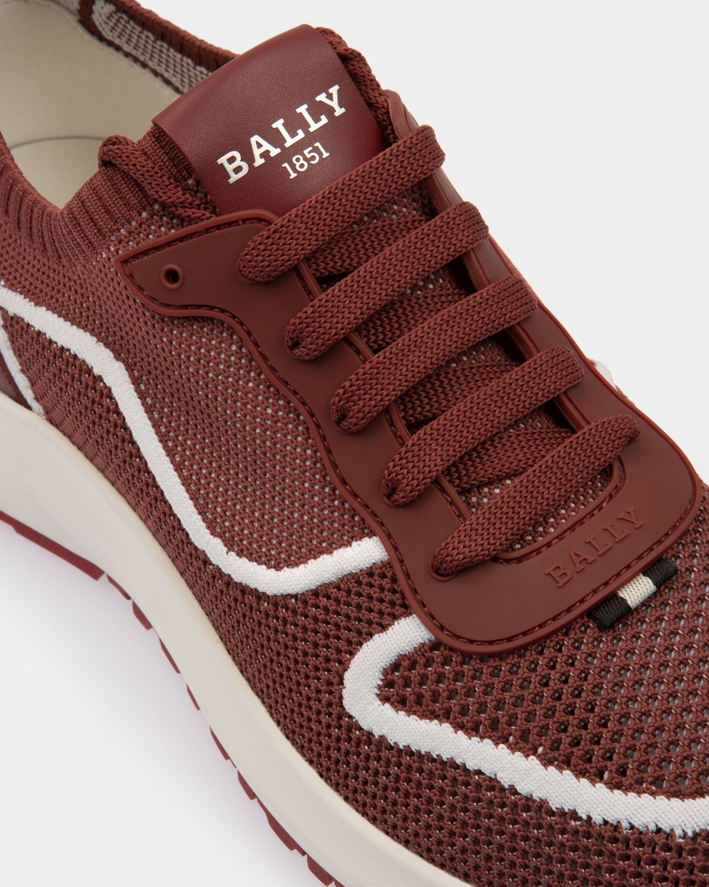 Davyn Mesh Sneakers In Heritage Red & White