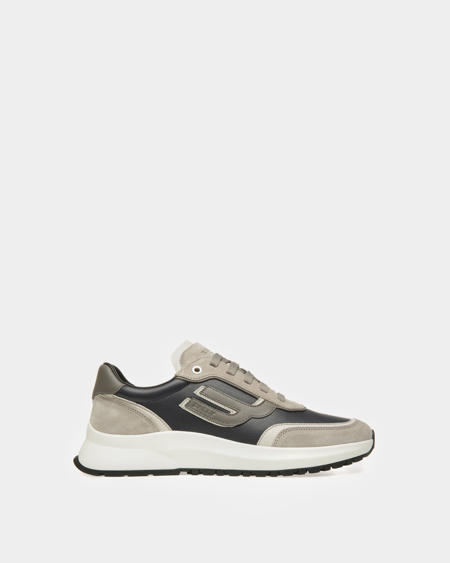 Demmy Leather Sneakers In Grey
