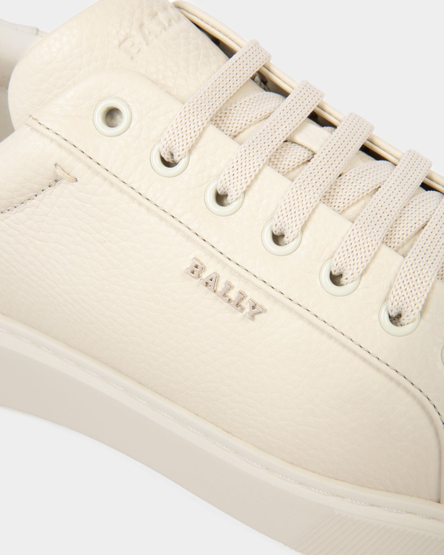 Miky Leather Sneakers In Denty White & White