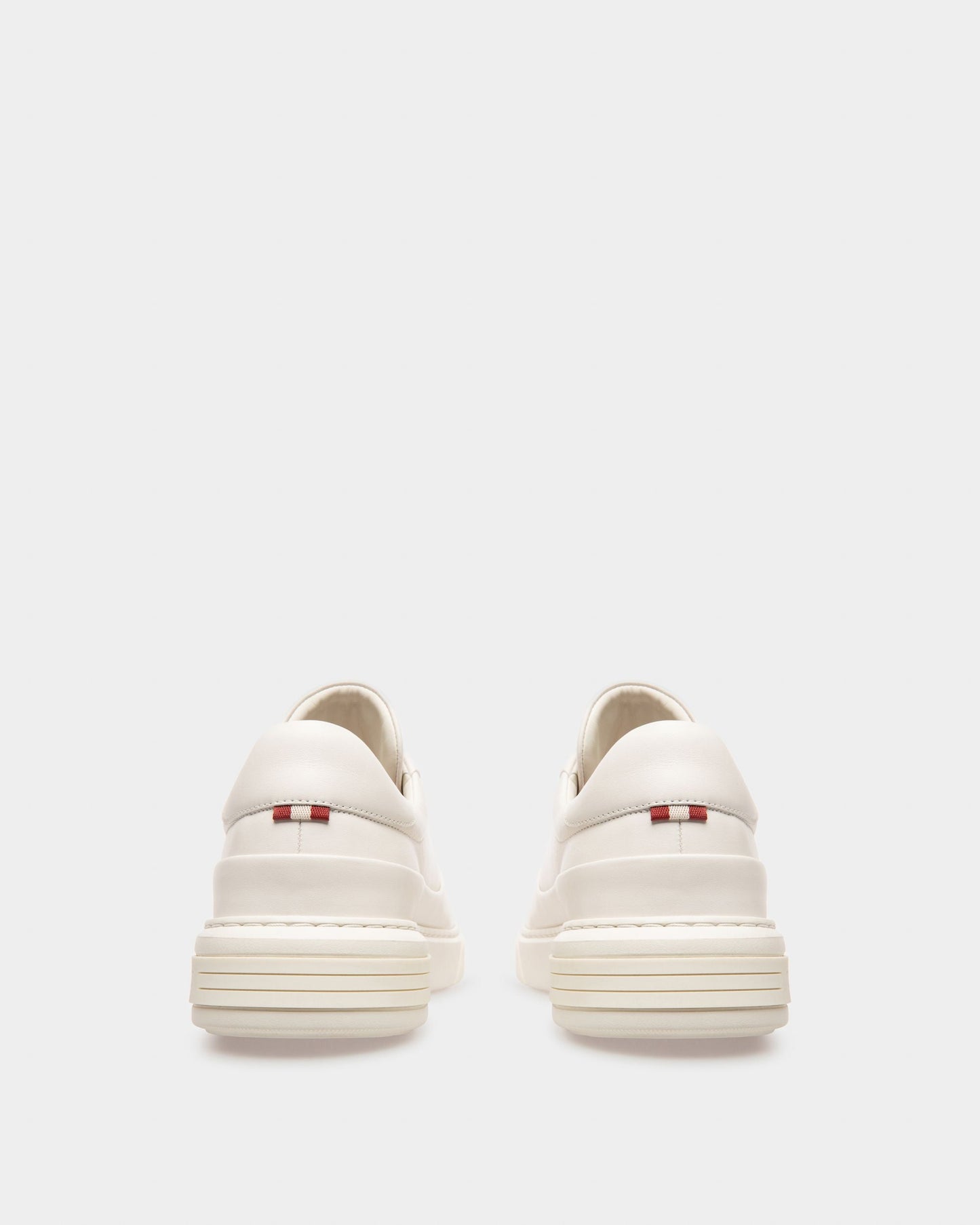 Manny Leather Sneakers In White