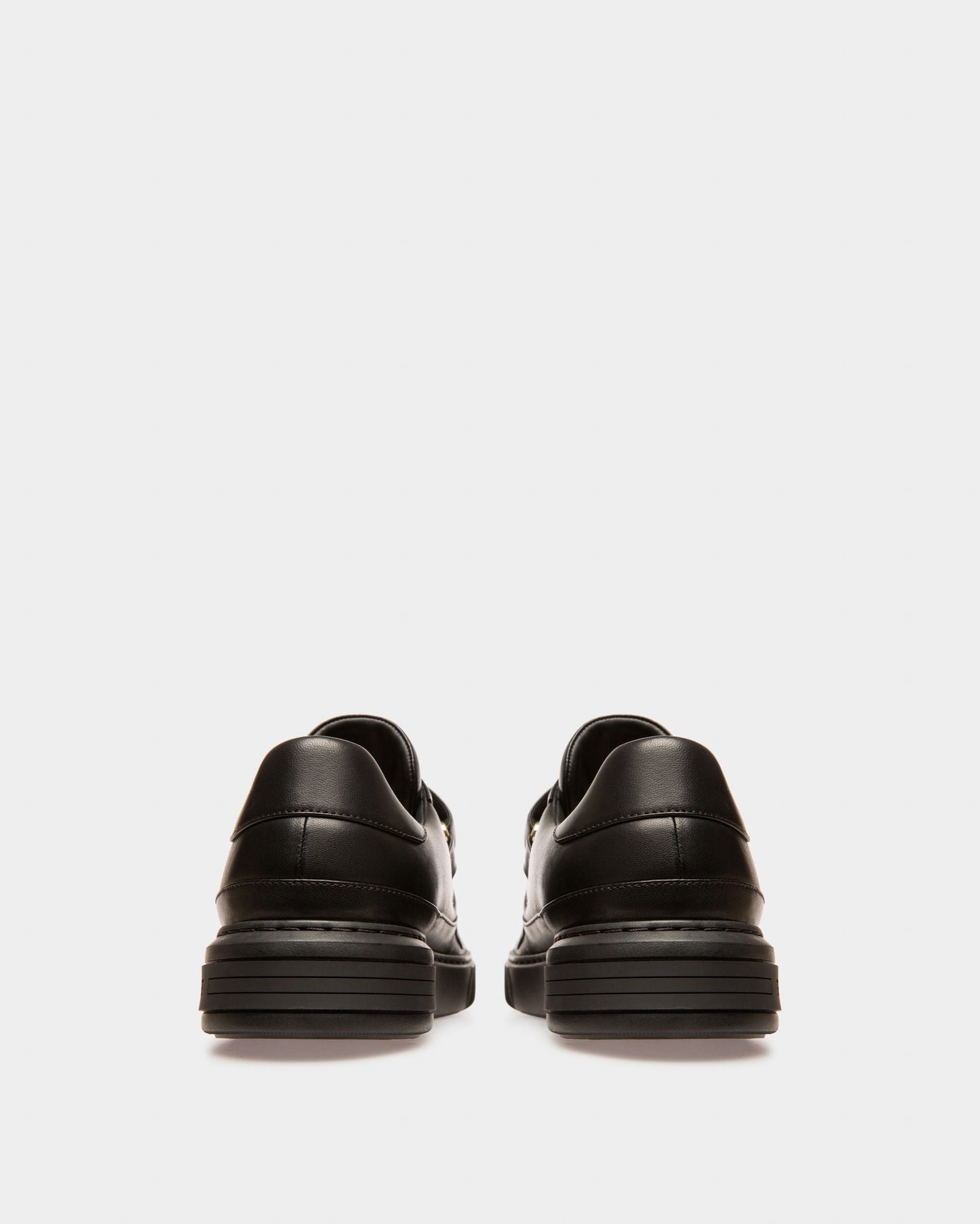 Maylor Leather Sneakers In Black