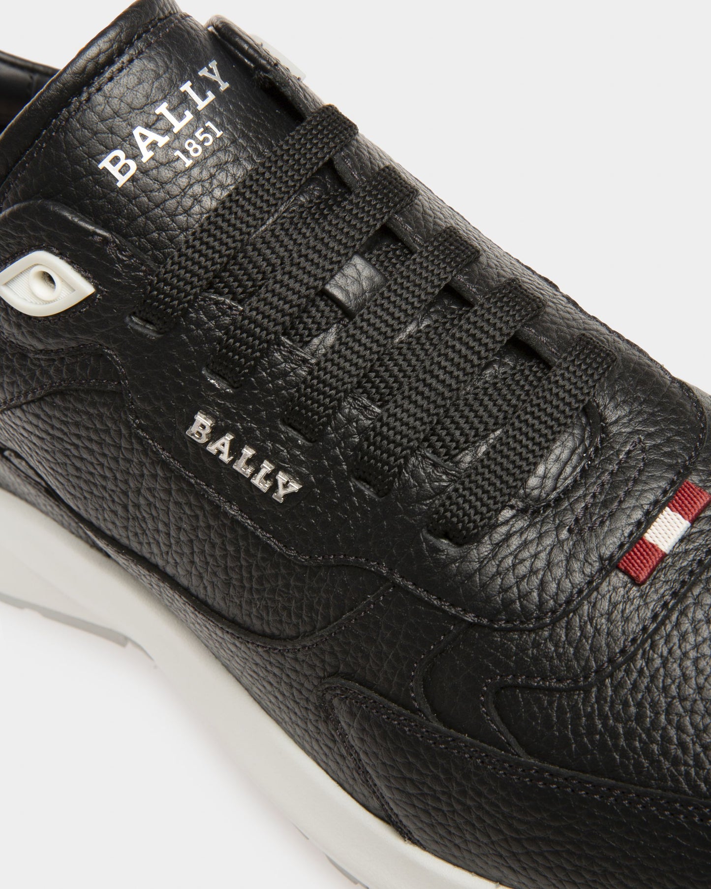 Dave Leather Sneakers In Black