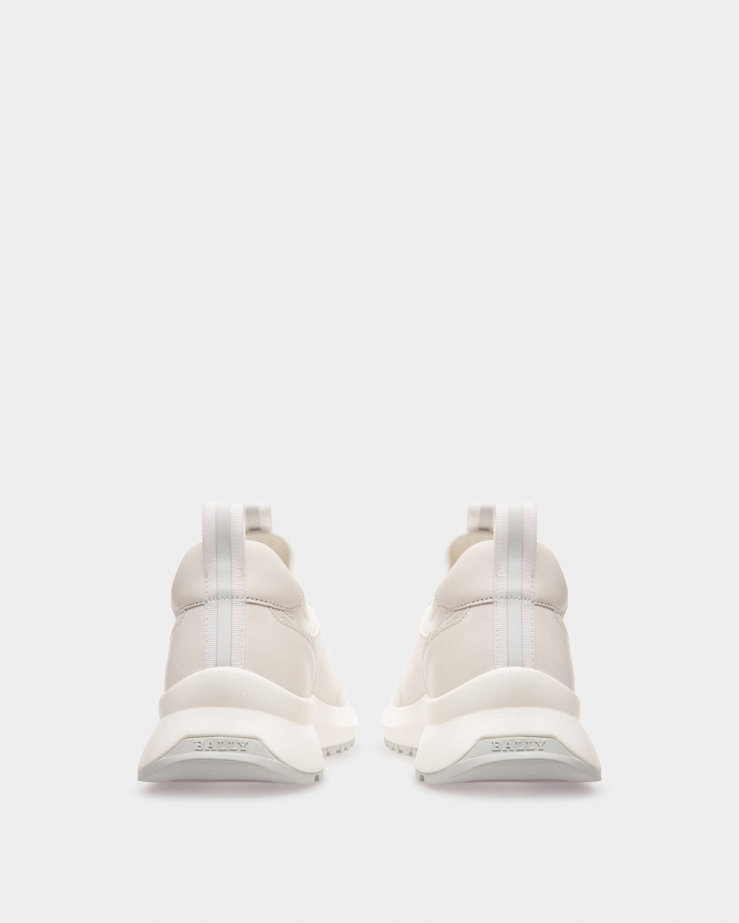 Deven Leather Sneakers In White