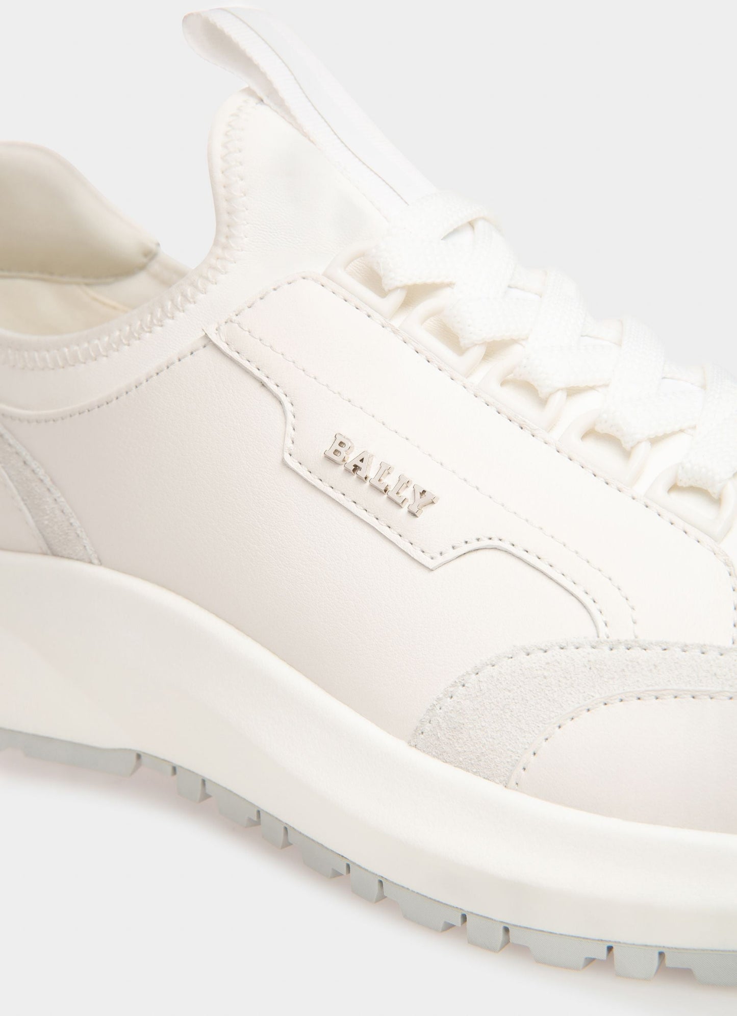 Deven Leather Sneakers In White