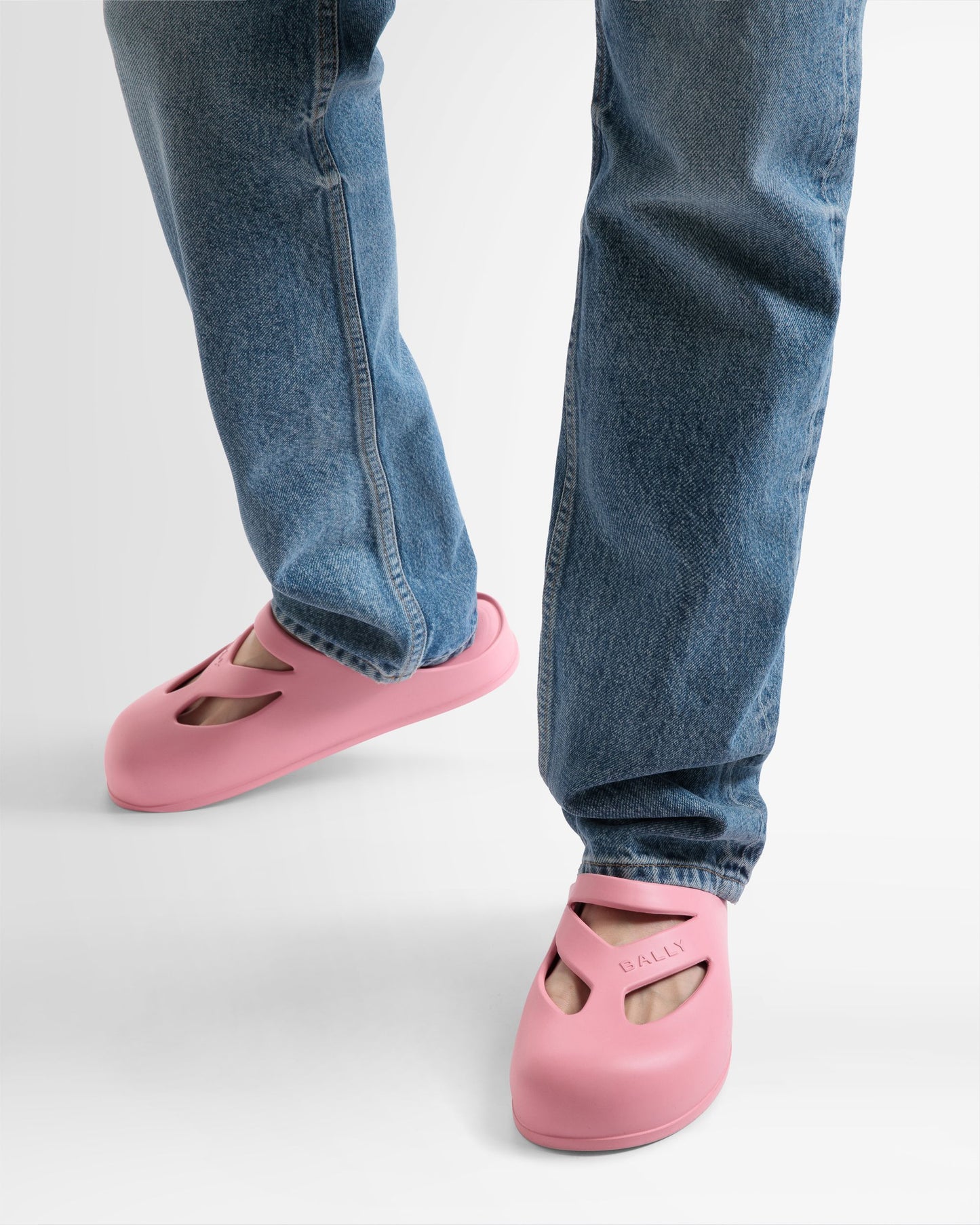 Oaks Slide Sandal In Rubber