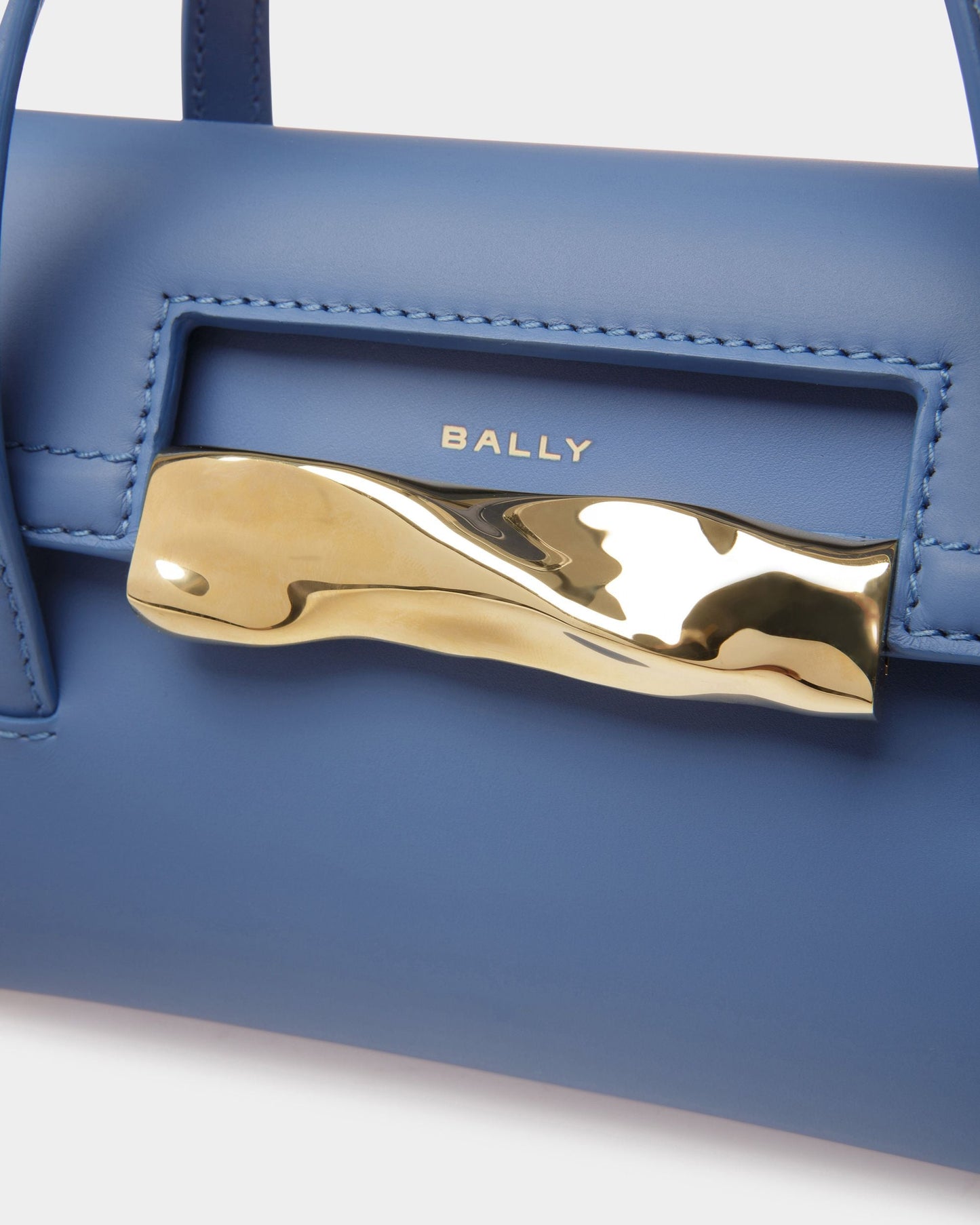 Baroque Minibag In Blue Kiss Leather