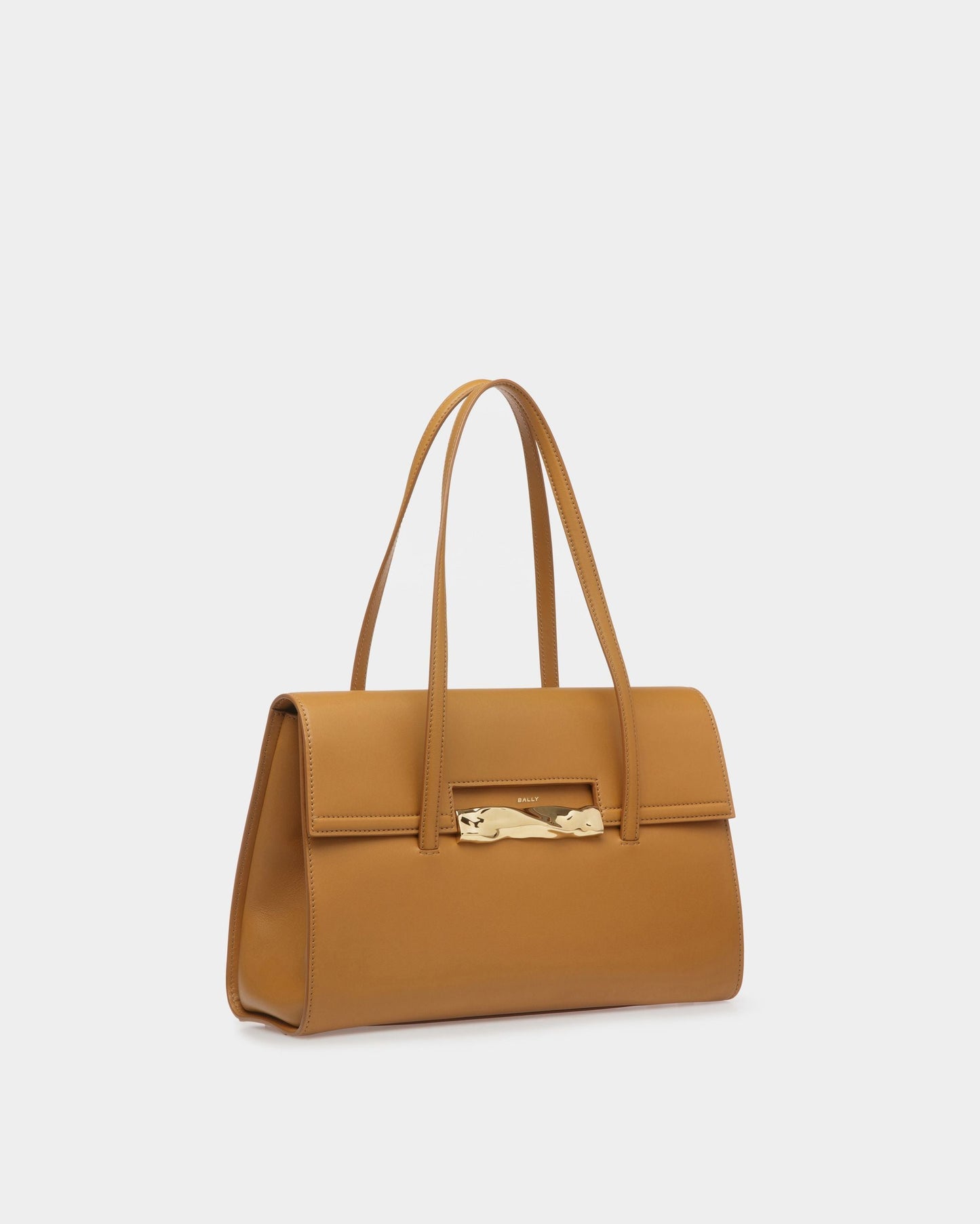 Baroque Fold | Women's Shoulder Bag | Desert Leather | Bally | Still Life 3/4 Front