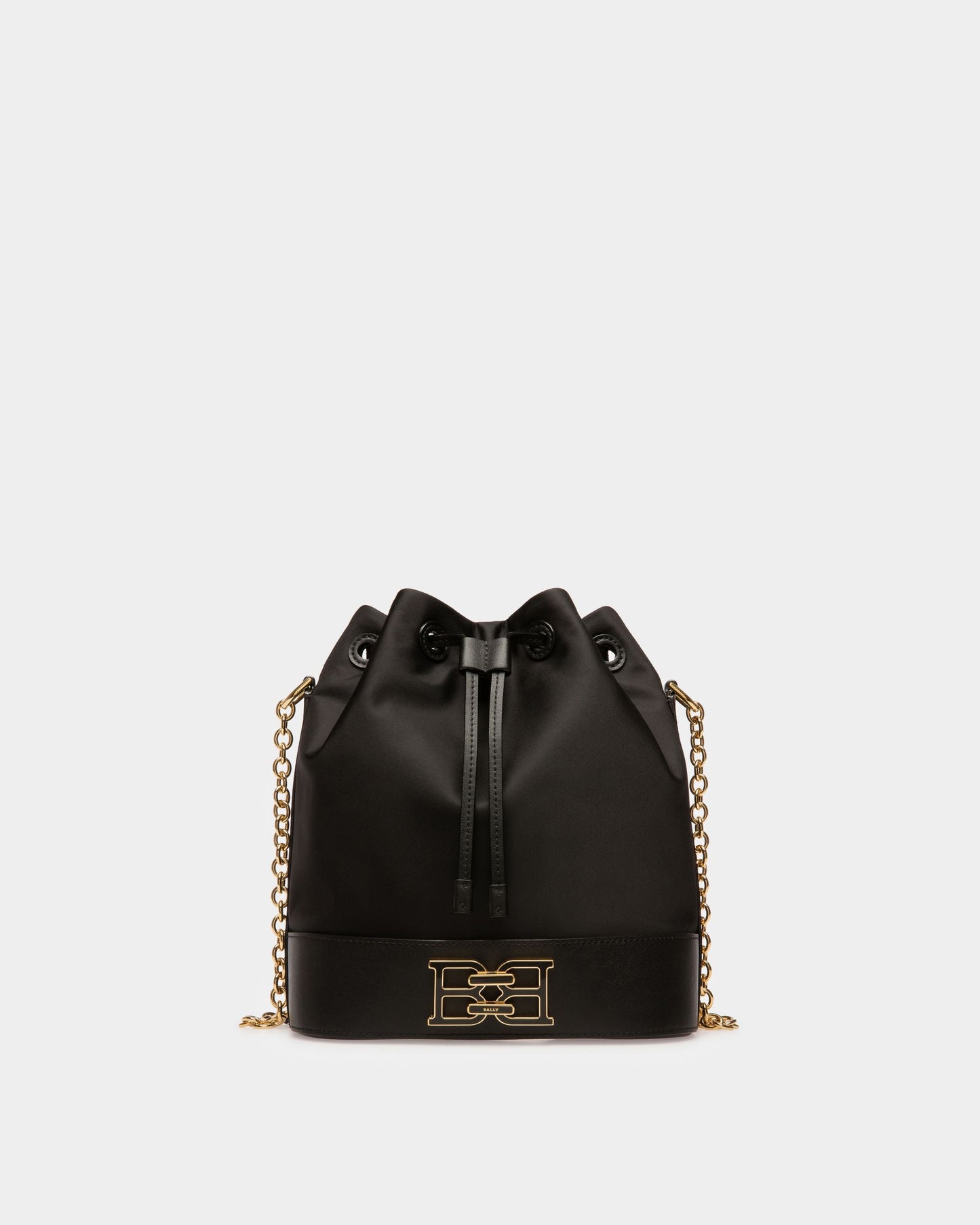 Eoh Nylon Bucket Bag In Black