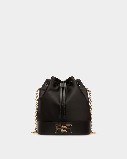 Eoh Nylon Bucket Bag In Black