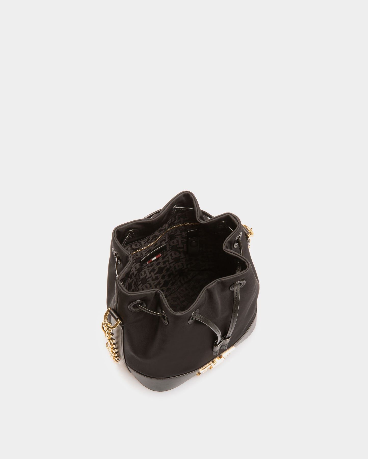 Eoh Nylon Bucket Bag In Black