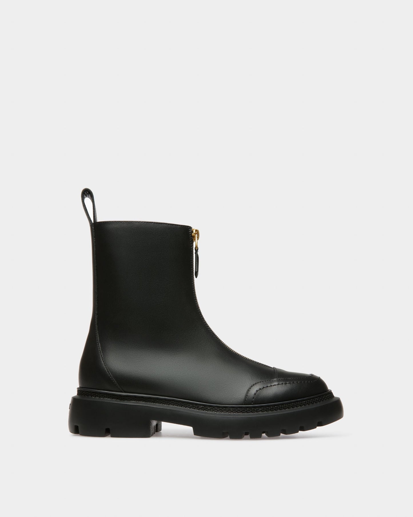 Giuli Leather Booties In Black