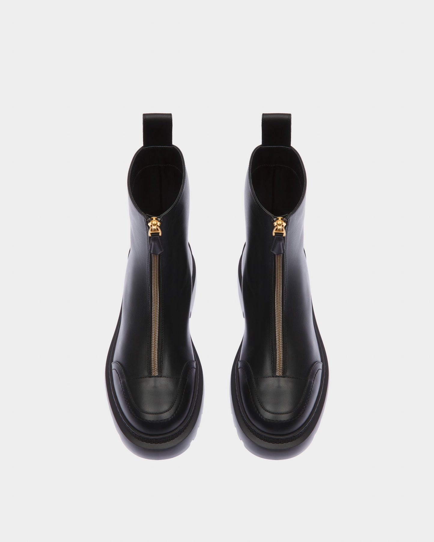 Giuli Leather Booties In Black