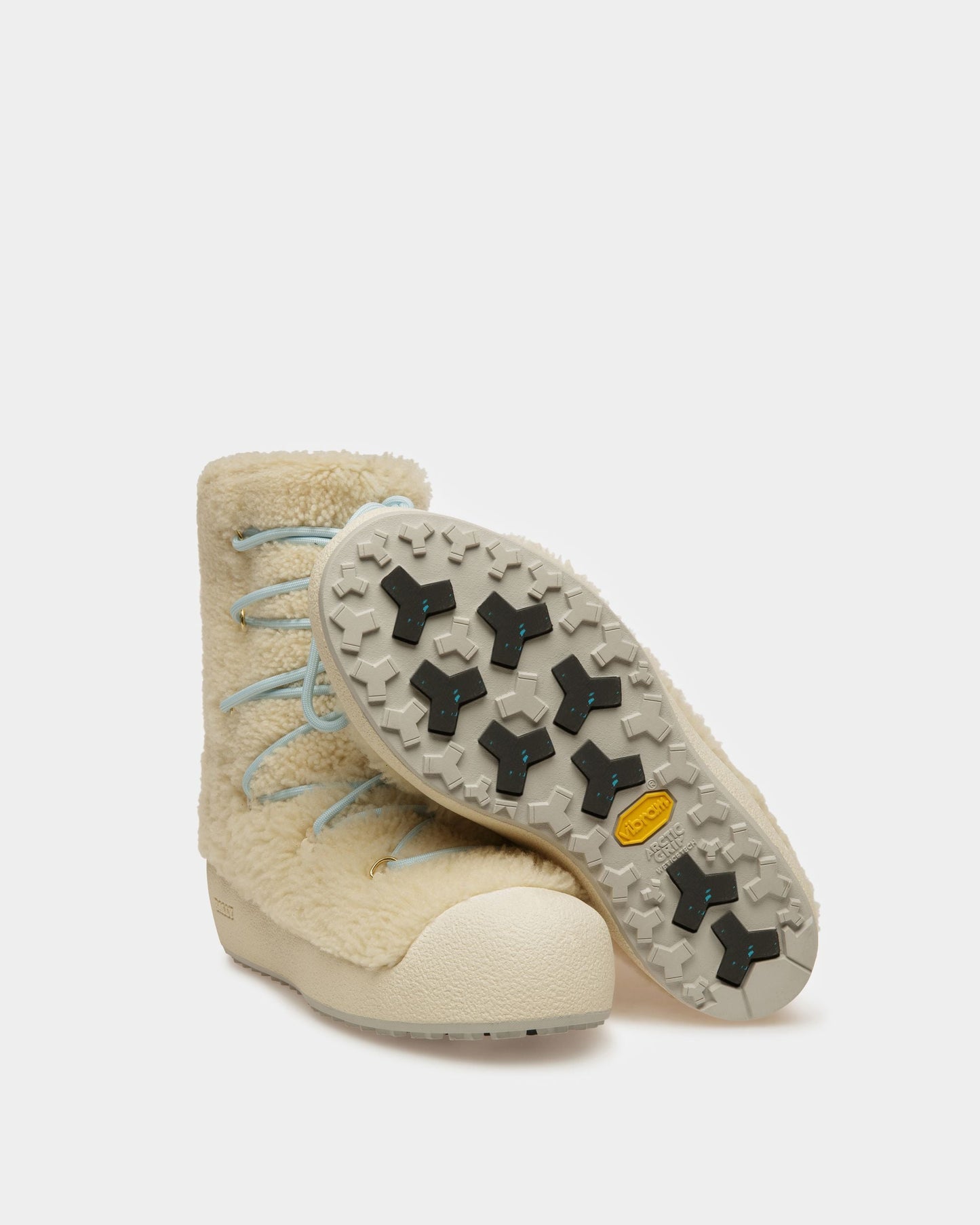Curling Collection Boot in Natural Shearling
