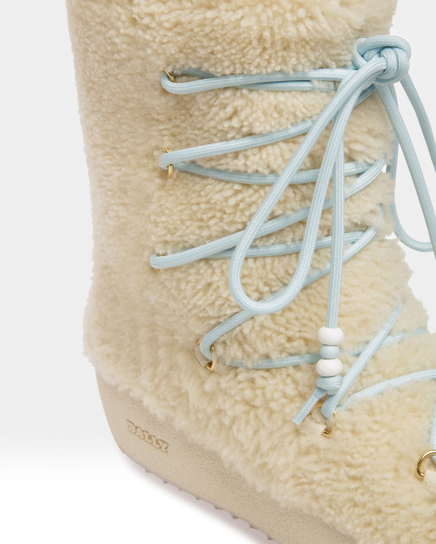 Curling Collection Boot in Natural Shearling