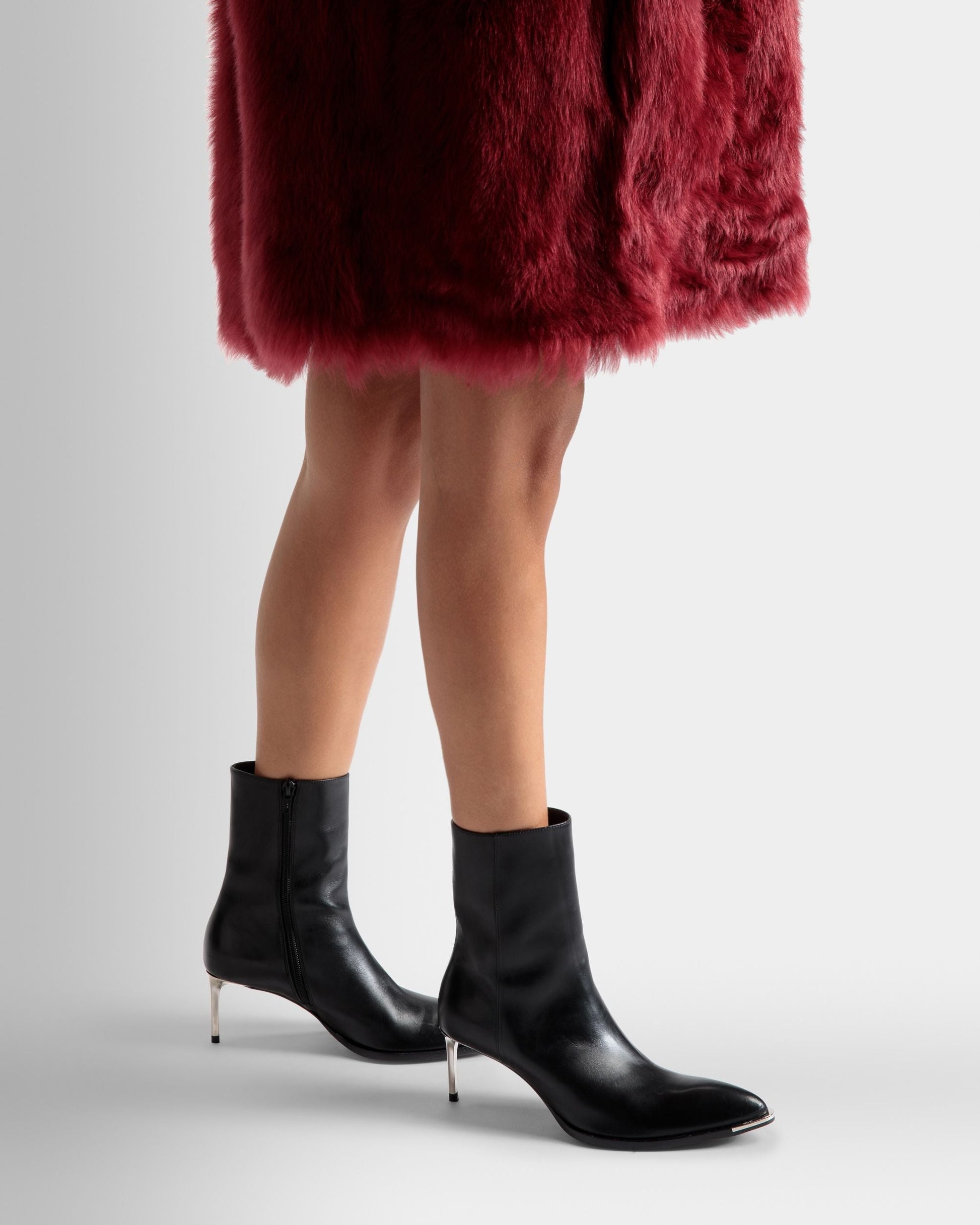 Hannika | Women's Boots |Black Leather | Bally | On Model Close Up