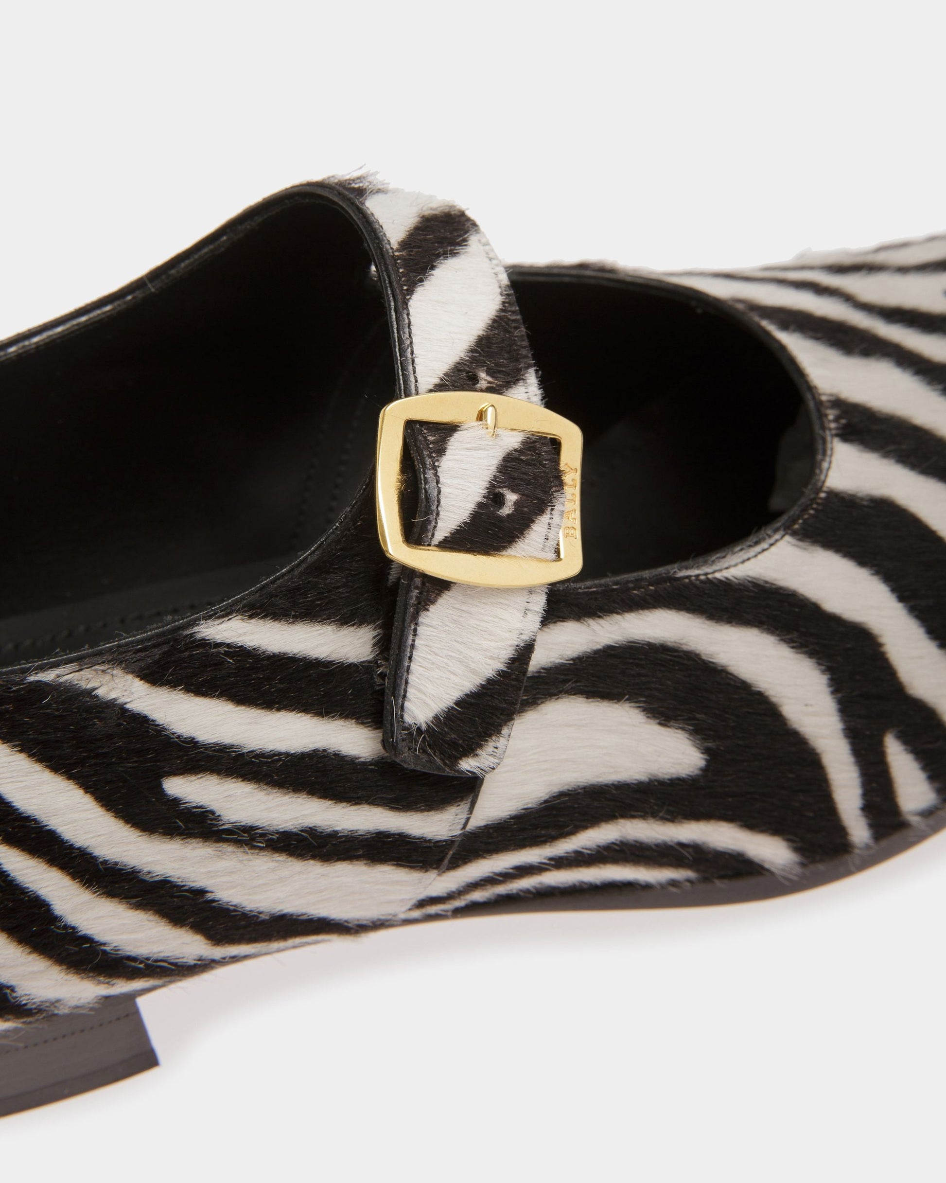 Gerwin | Women's Flats | White And Black Haircalf Leather | Bally | Still Life Detail