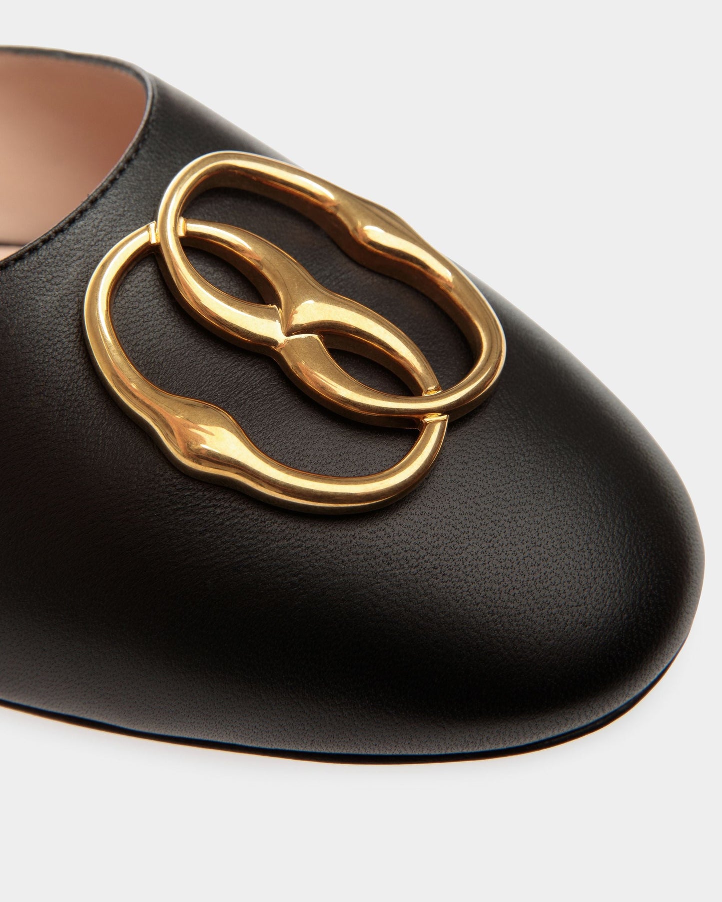 Gerry | Women's Flats | Black Leather | Bally | Still Life Detail