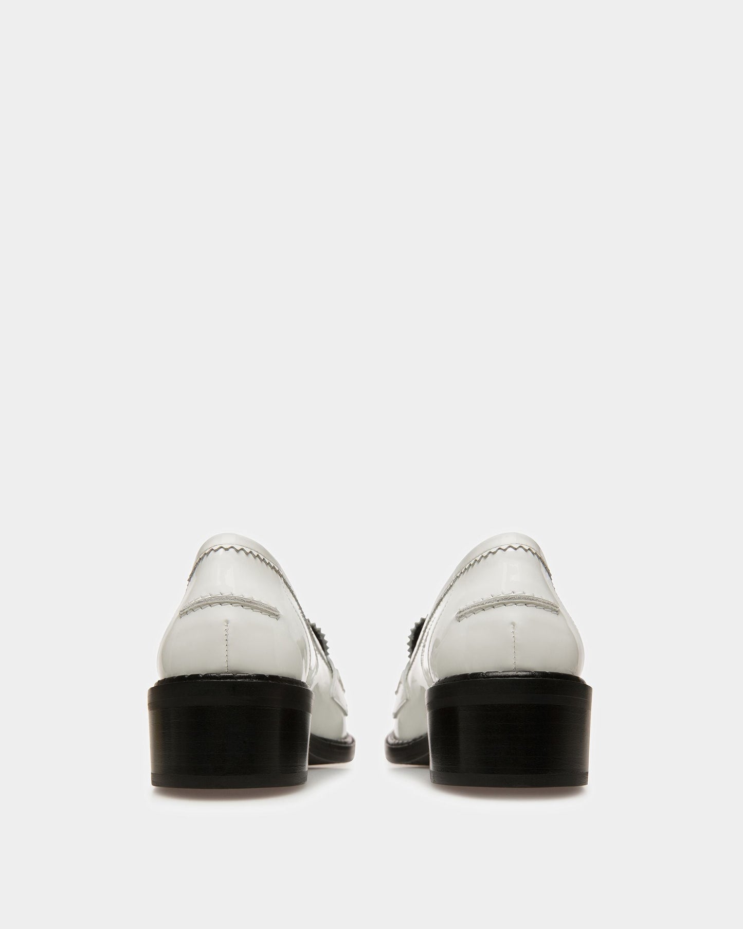 Elly Leather Moccasins In White
