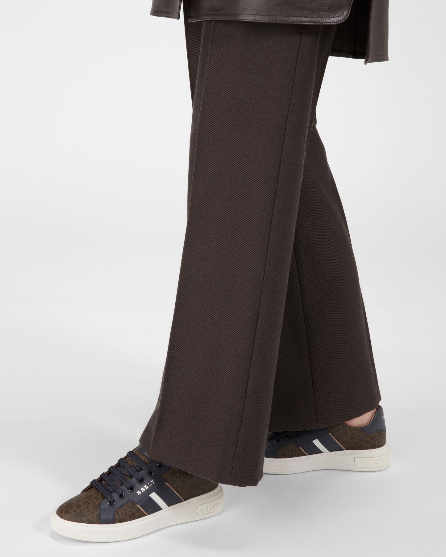 Myron Tpu & Leather Sneakers In Brown & Navy