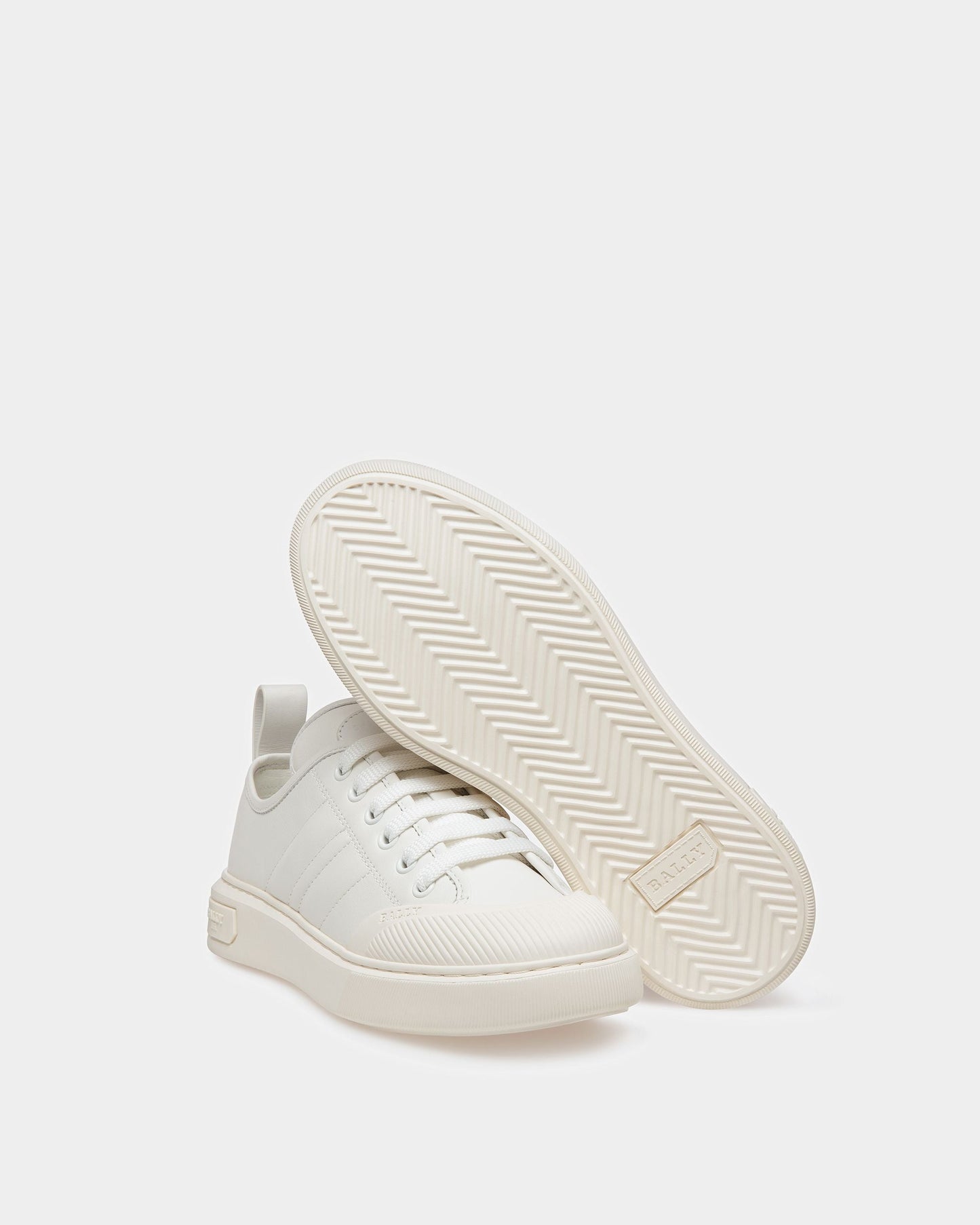 Medyn Leather Sneakers In White