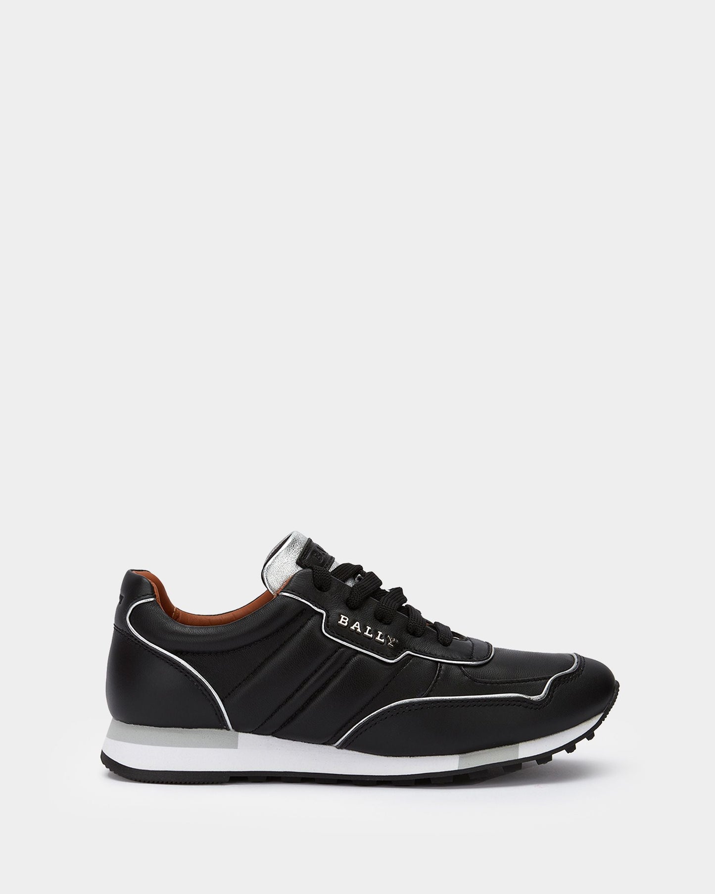Sneaker in Black Leather
