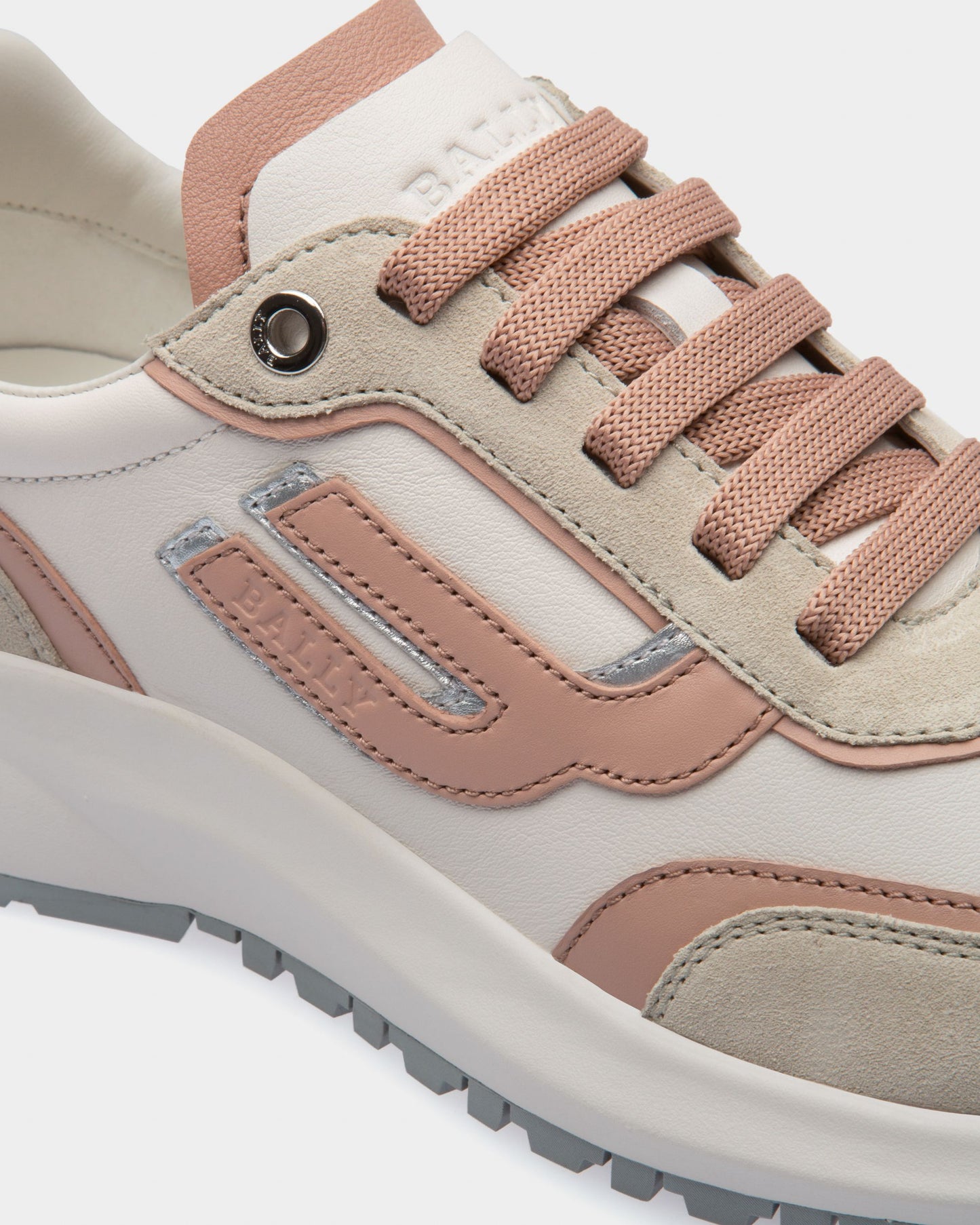 Demmy Leather Sneakers In Denty White & Pink