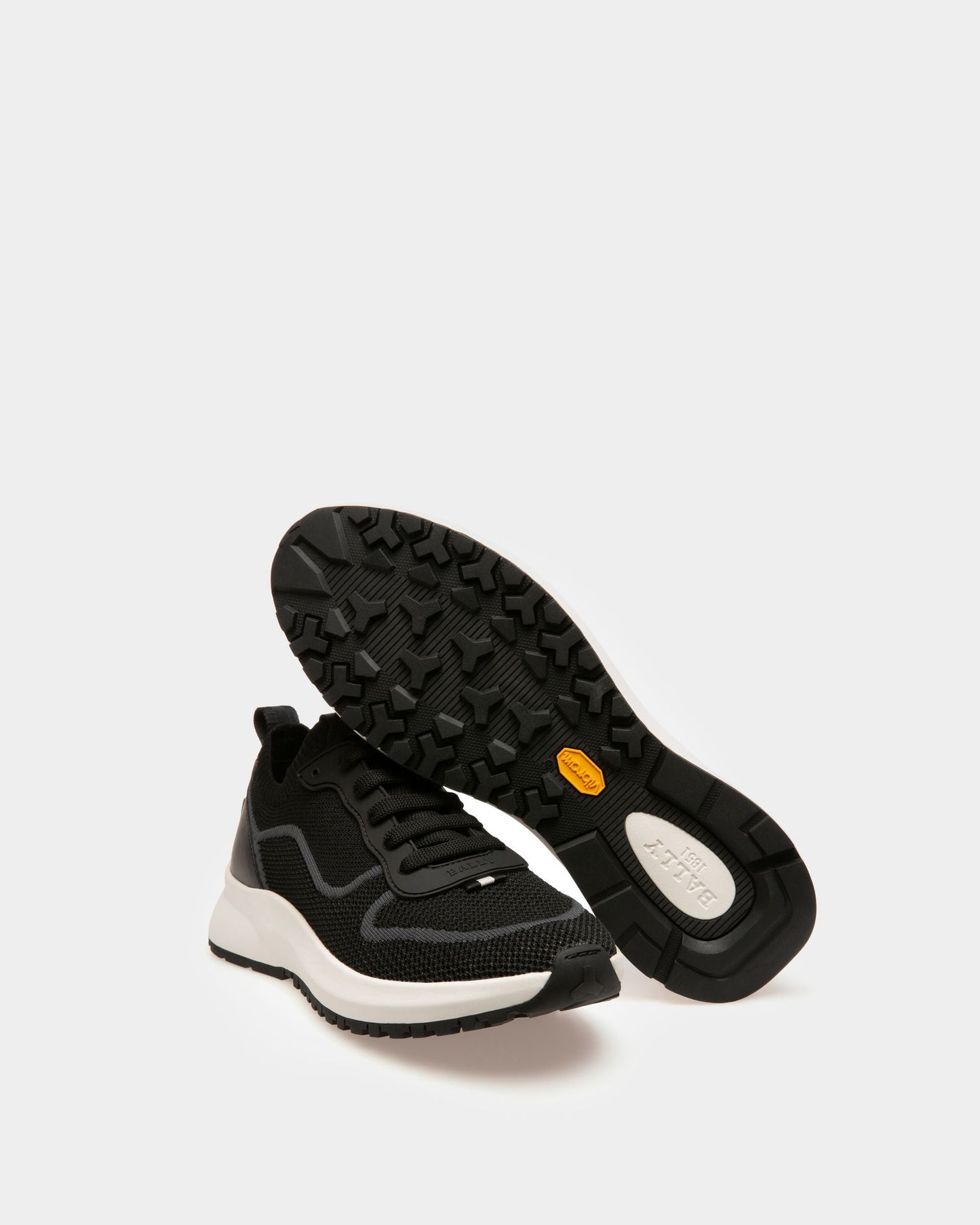 Davyn Polyester Mix Sneakers In Black