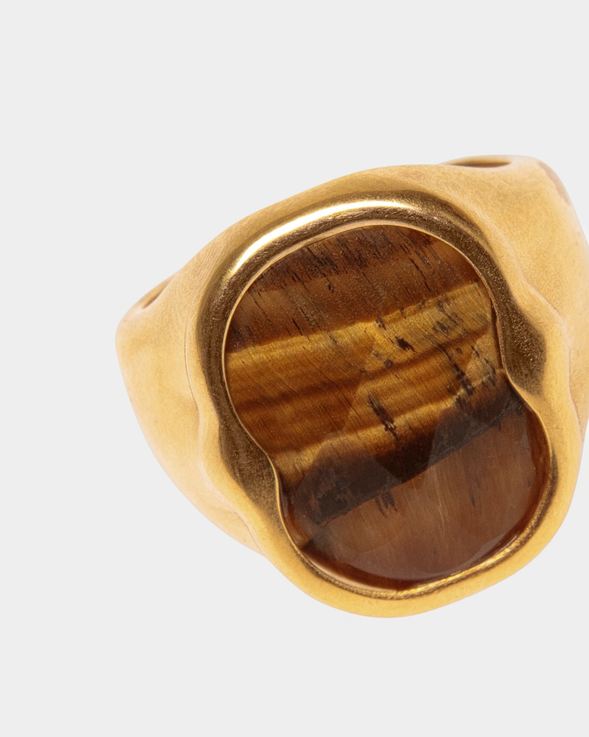 Frame Ring | Women's Ring | Hammered Gold | Bally | Still Life Detail